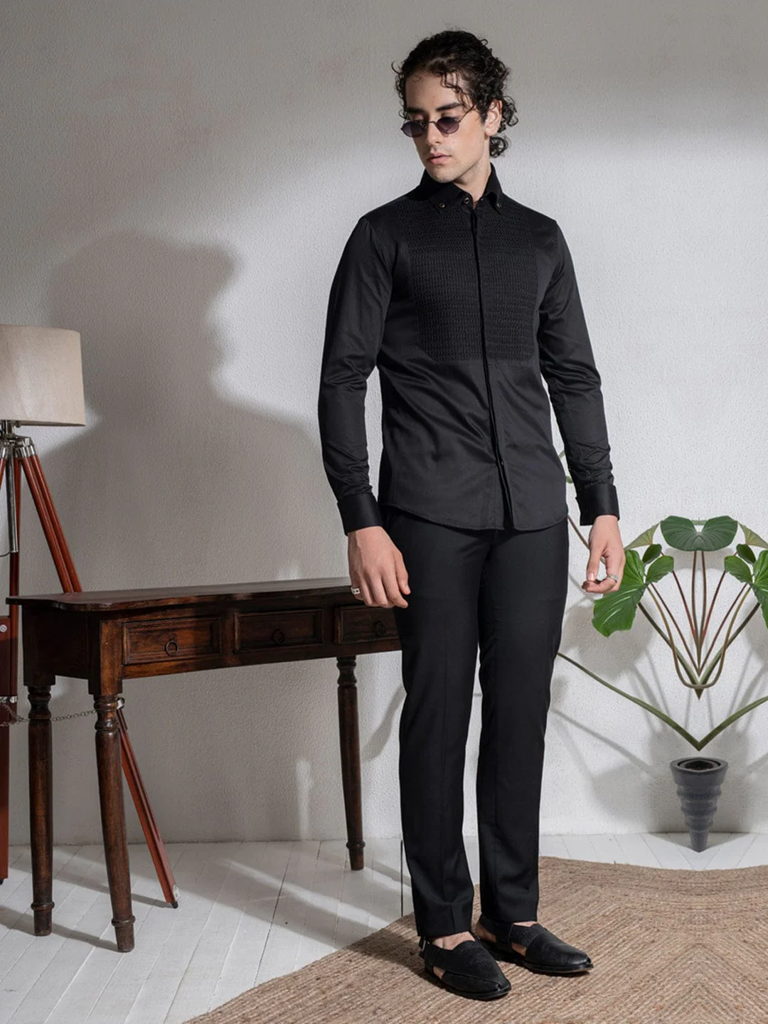 Abkasa Men Black Collar Shirt - Image 2