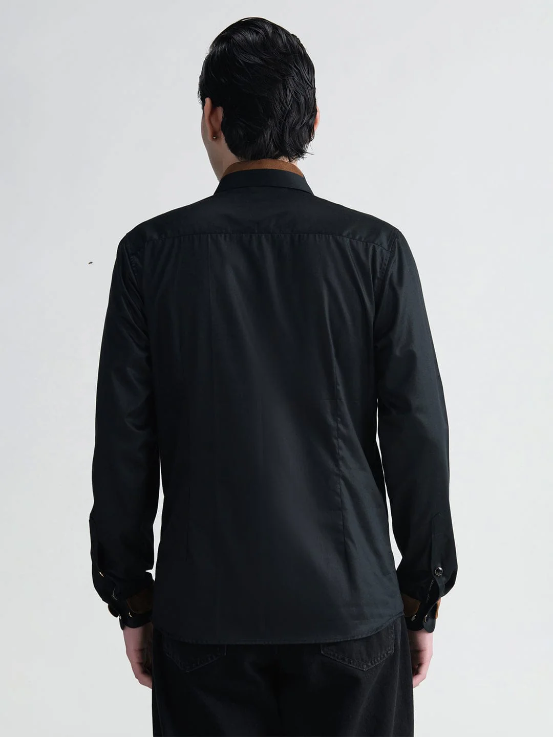 Abkasa Men Black Collar Shirt - Image 6