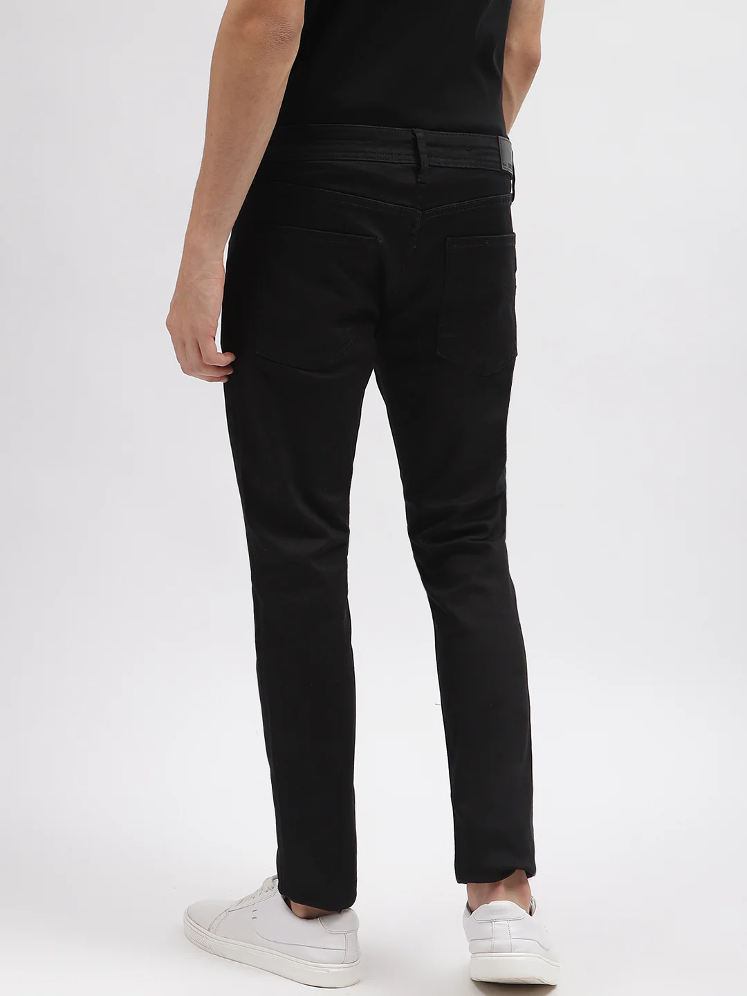 Antony Morato Men Black Solid Tapered Fit Mid-Rise Jeans - Image 3