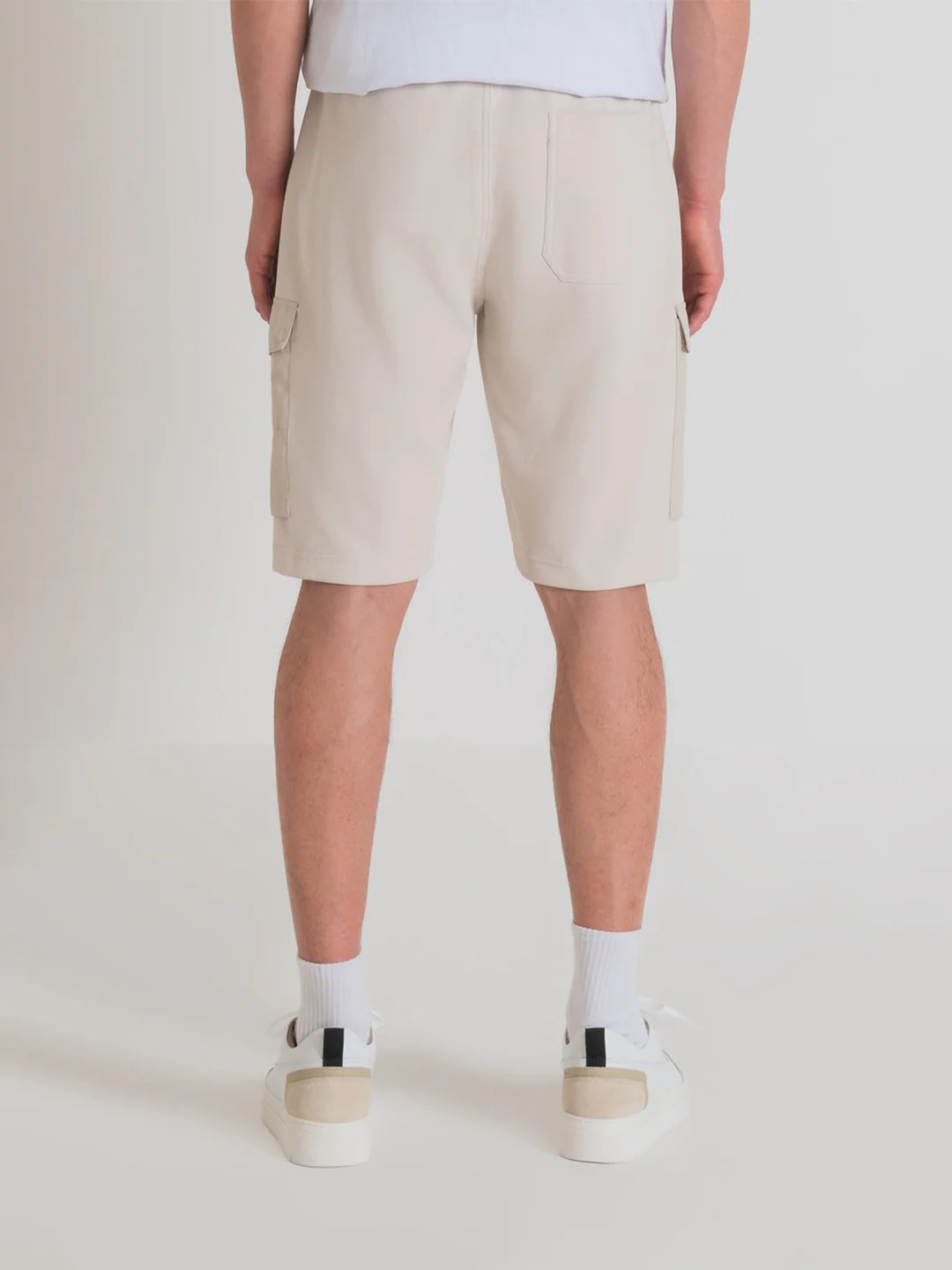 Antony Morato Men Beige Solid Mid-Rise Regular Fit Bermuda Shorts - Image 3