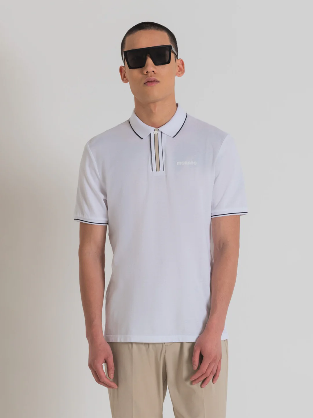 Antony Morato Men White Solid Collared Short Sleeves Polo Tshirt