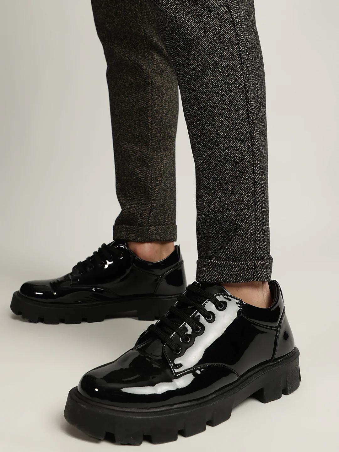 Antony Morato Men Solid Mid-Rise Flat-Front Trouser - Image 3
