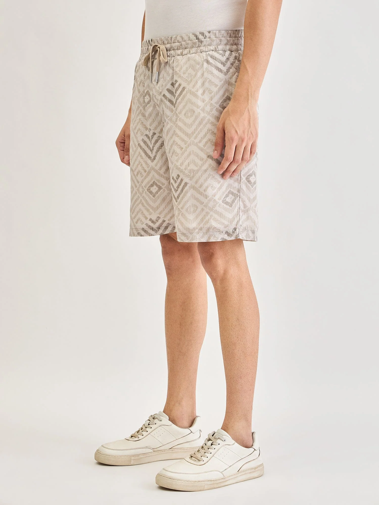Antony Morato Men Beige Slim Fit Printed Shorts - Image 3
