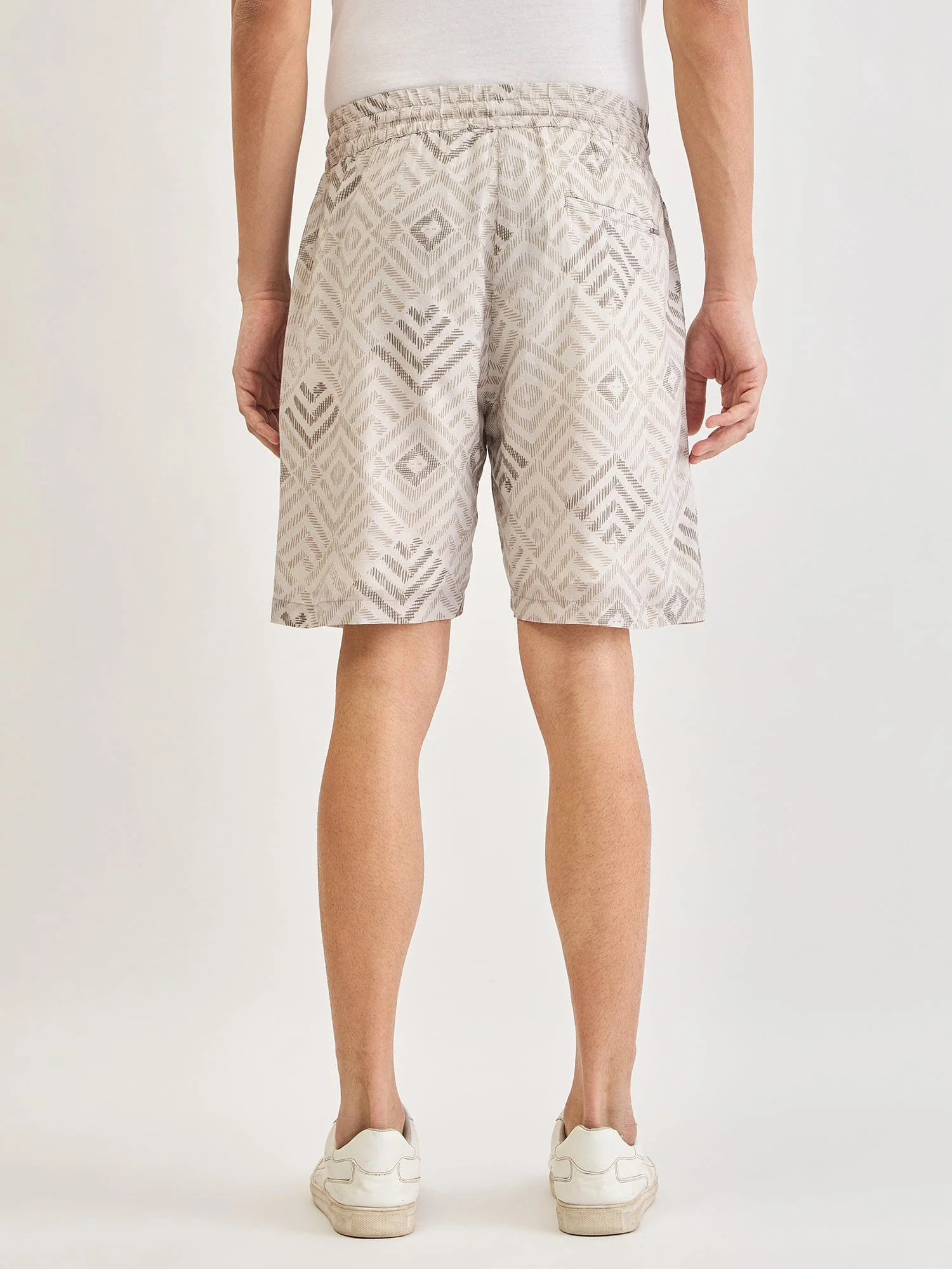Antony Morato Men Beige Slim Fit Printed Shorts - Image 5