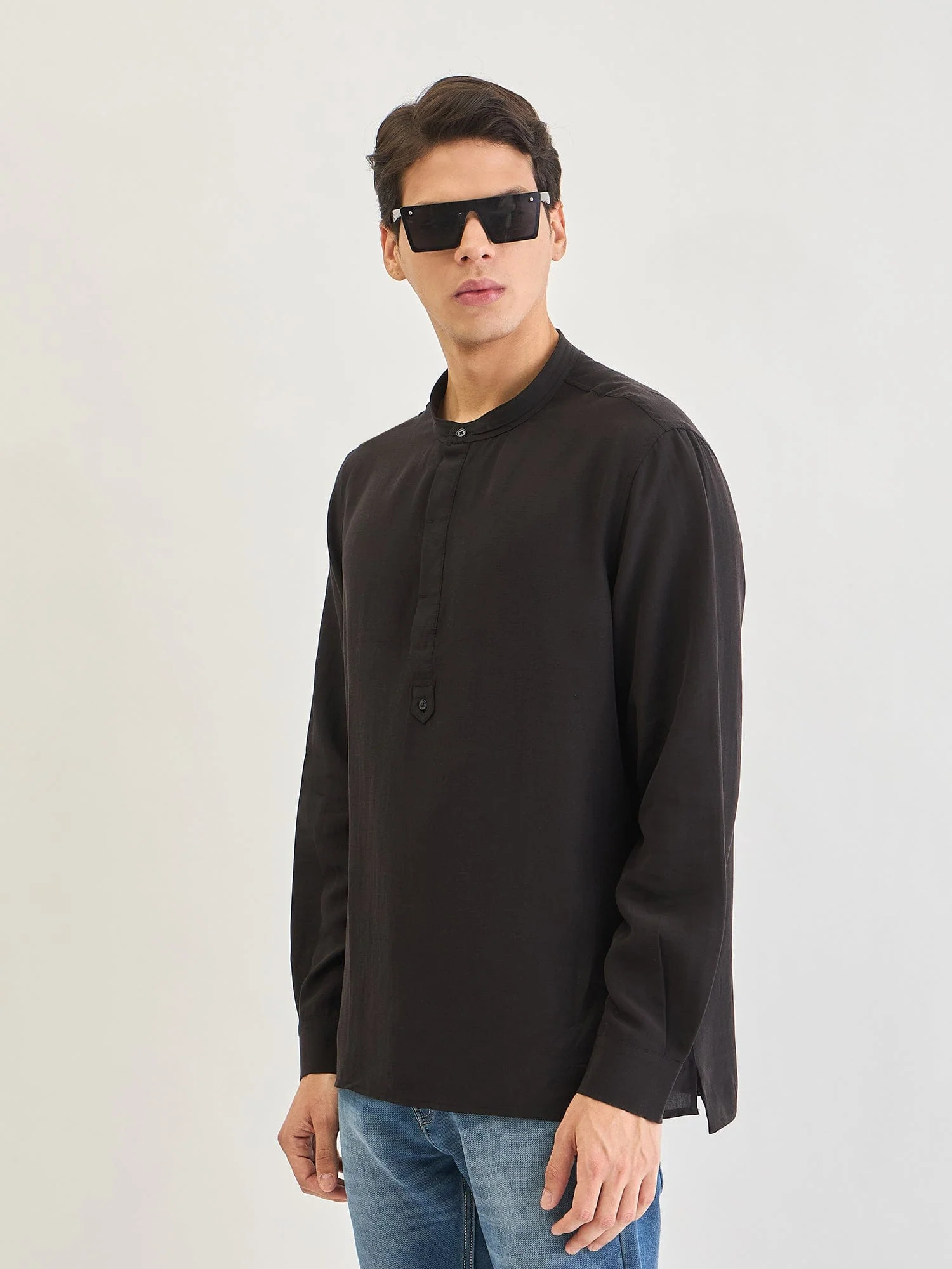 Antony Morato Men Black Solid Mandarin Collar Shirt - Image 3