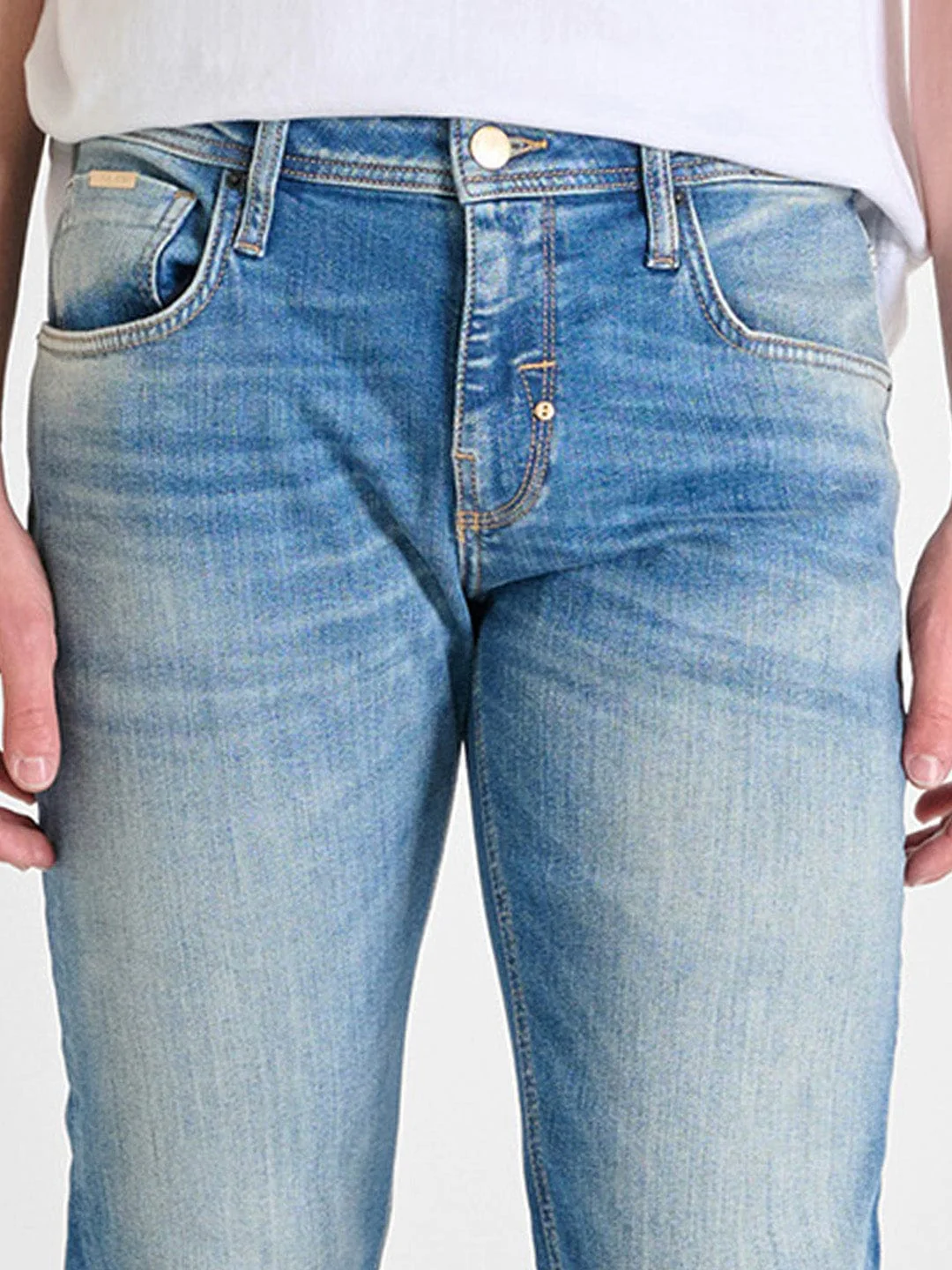 Antony Morato Men Blue Comfort Tapered Fit Washed Jeans - Image 3