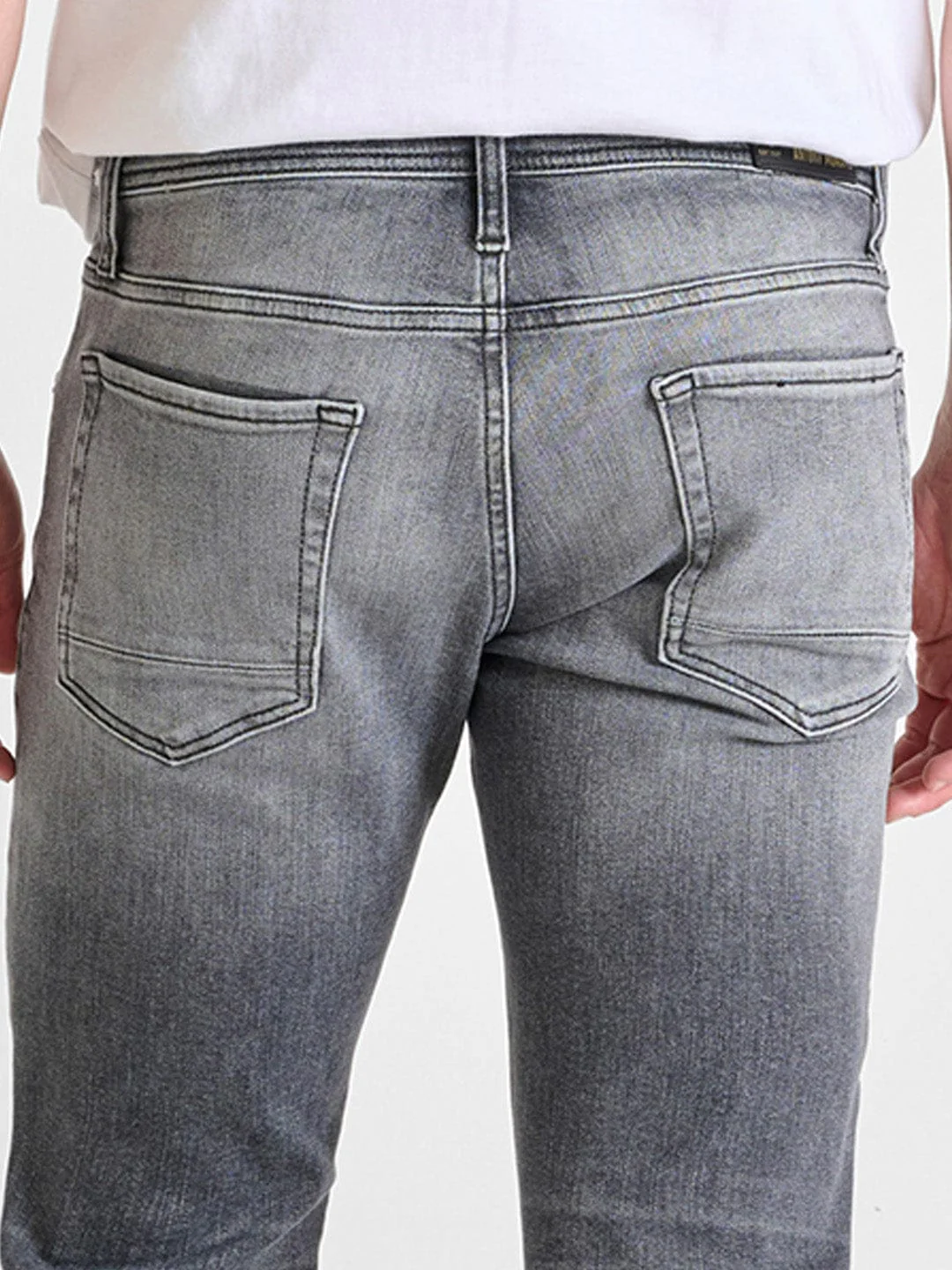 Antony Morato Men Black Comfort Tapered Fit Washed Jeans - Image 4