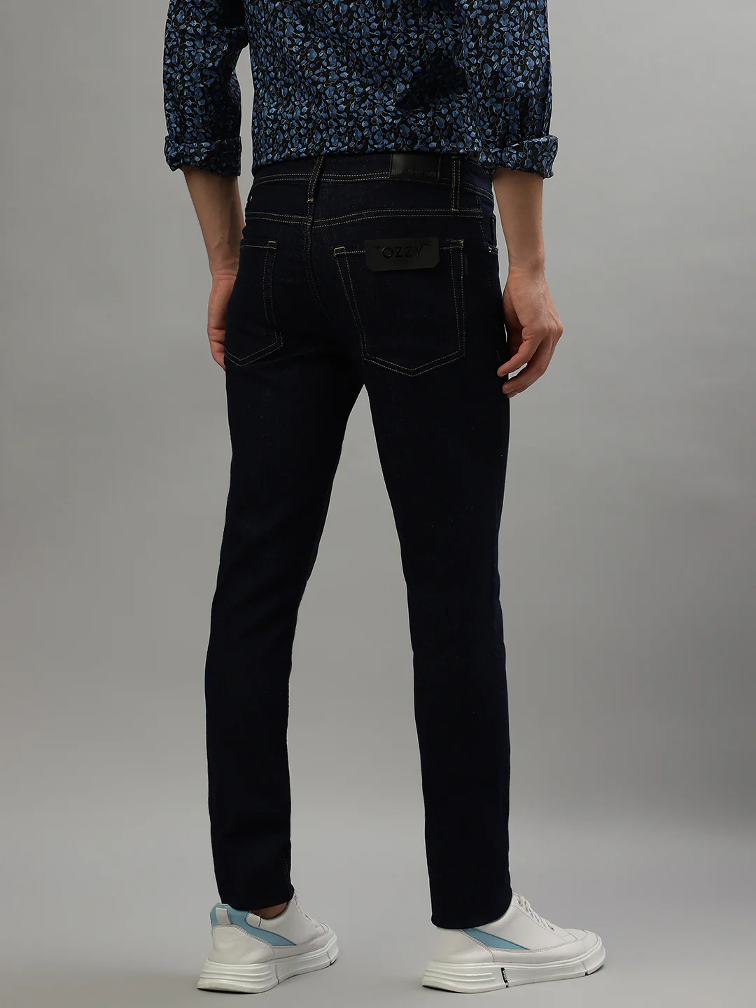 Antony Morato Men Solid Tapered Fit Jeans - Image 3