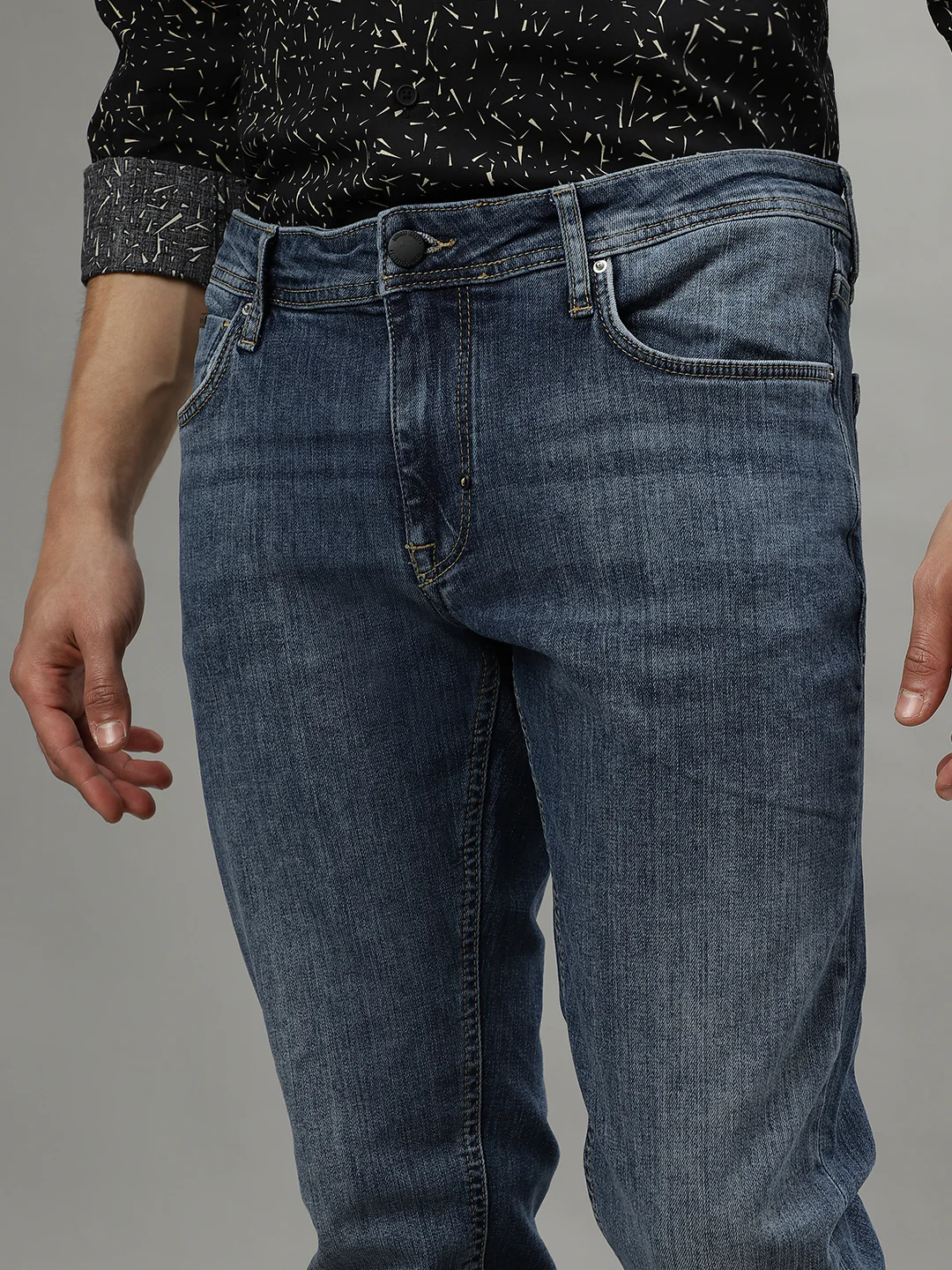 Antony Morato Men Blue Washed Mid-Rise Tapered Fit Jeans - Image 6