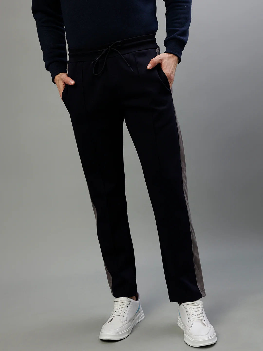Antony Morato Men Colour blocked Regular Fit Sweatpant - Image 2