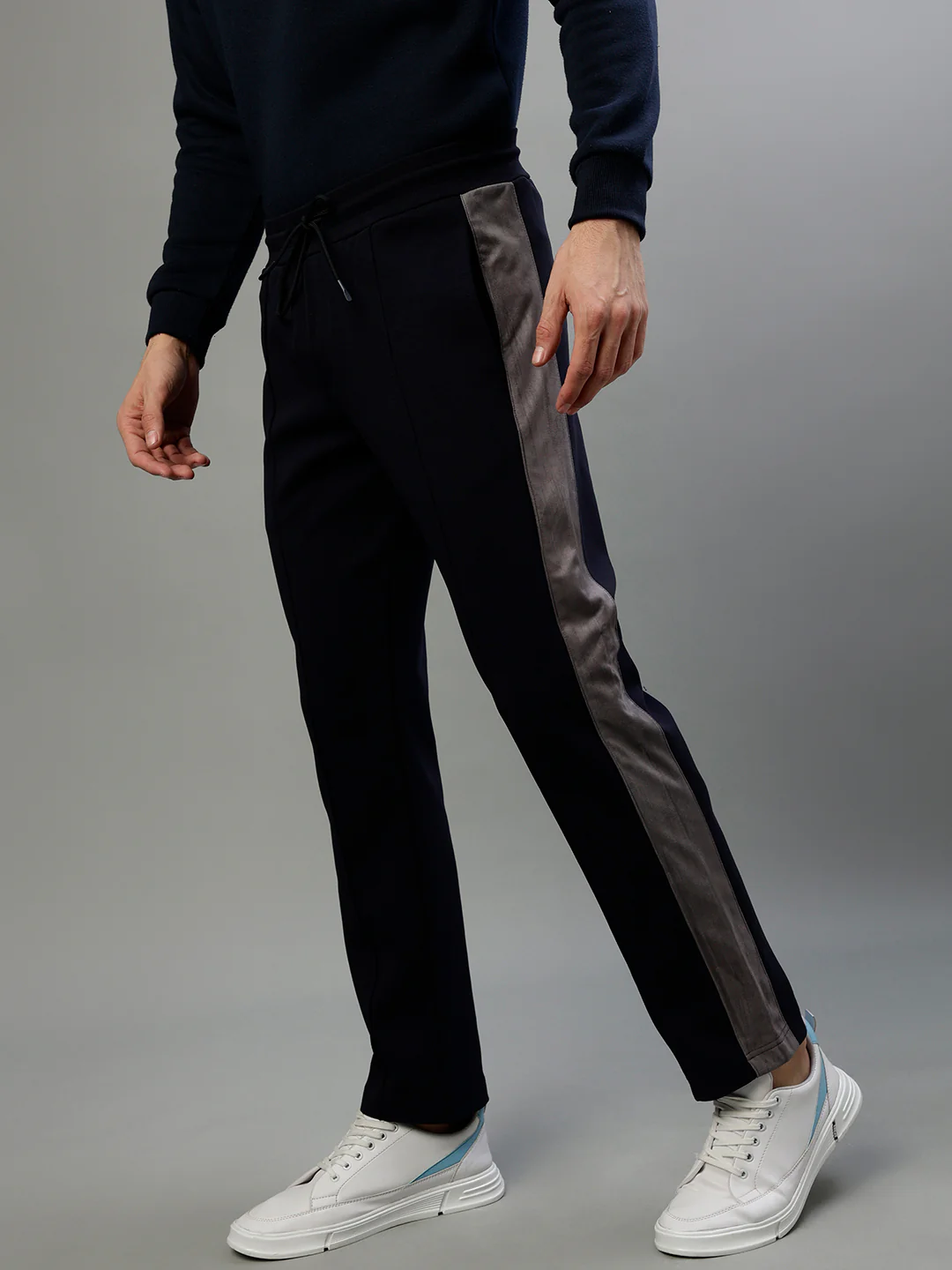 Antony Morato Men Colour blocked Regular Fit Sweatpant - Image 3