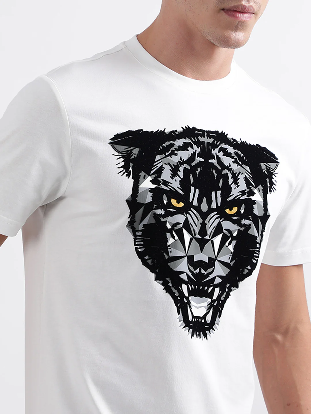 Antony Morato White Animal Print Regular Fit Tshirt - Image 5