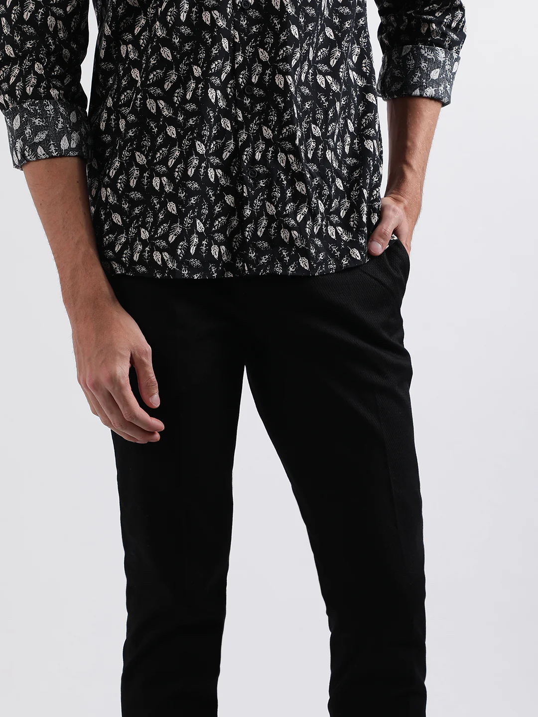 Antony Morato Men Solid Skinny Fit Trouser - Image 5