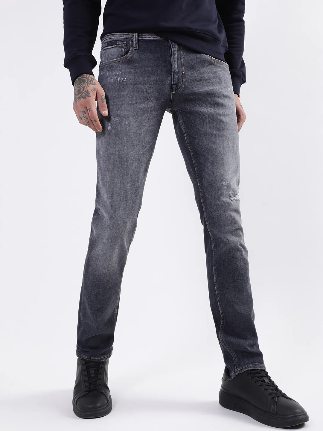 Antony Morato Men Grey Slim Fit Heavy Fade Stretchable Cotton Jeans - Image 4