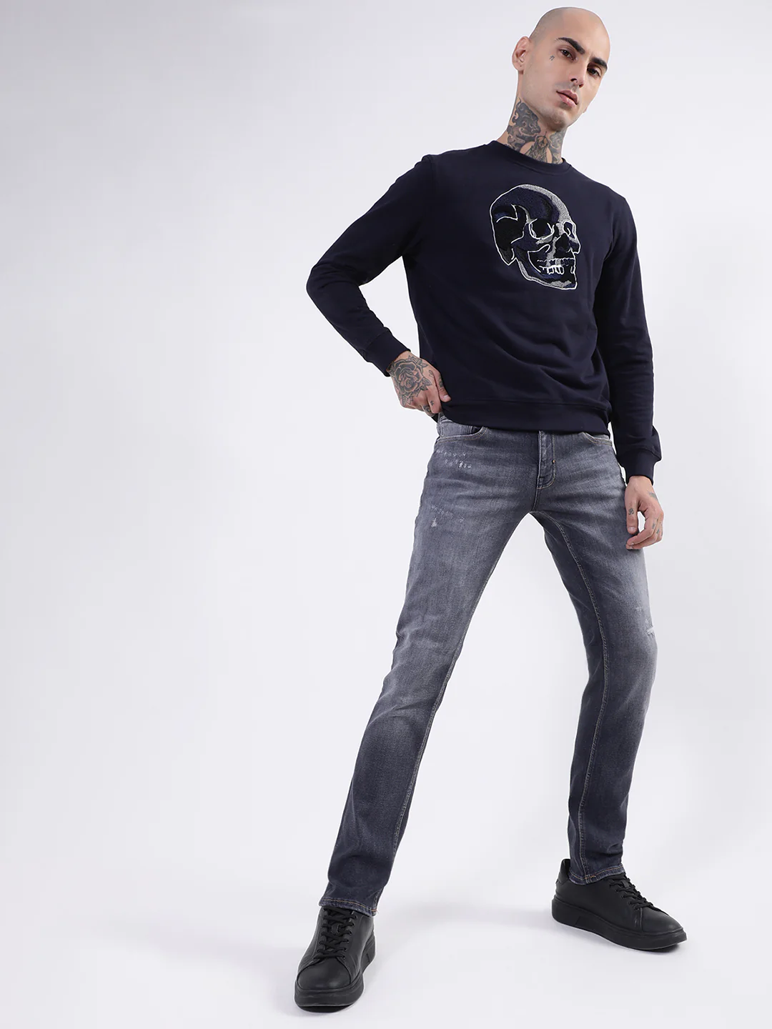 Antony Morato Men Grey Slim Fit Heavy Fade Stretchable Cotton Jeans - Image 5