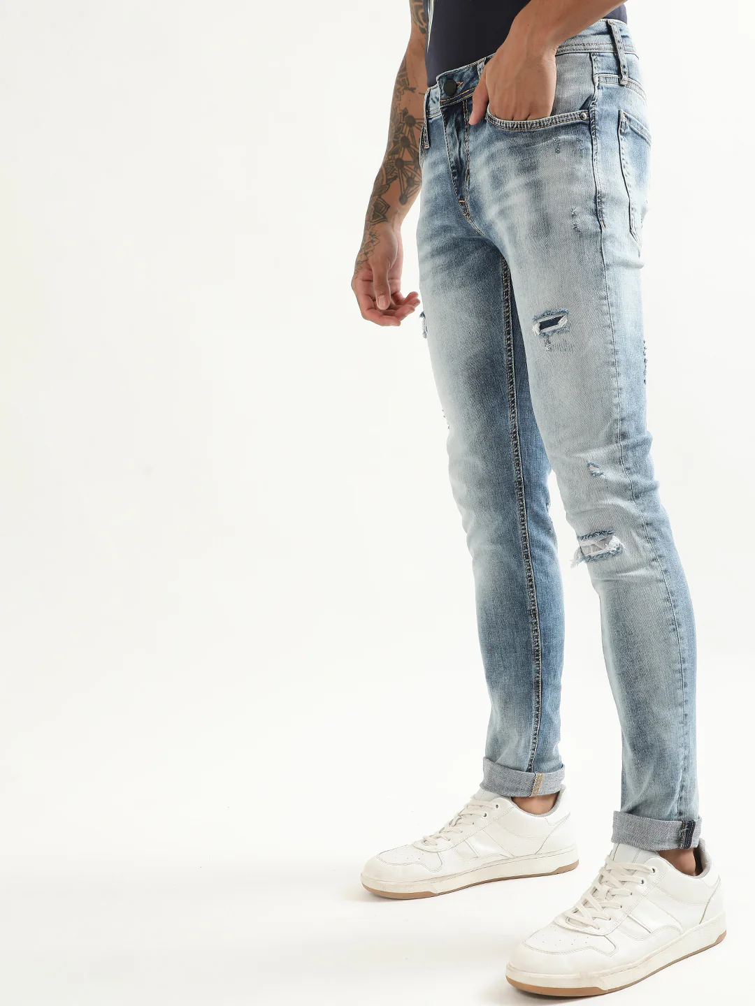 Antony Morato Men Super Skinny Fit Cotton Mildly Distressed Heavy Fade Stretchable Jeans - Image 3