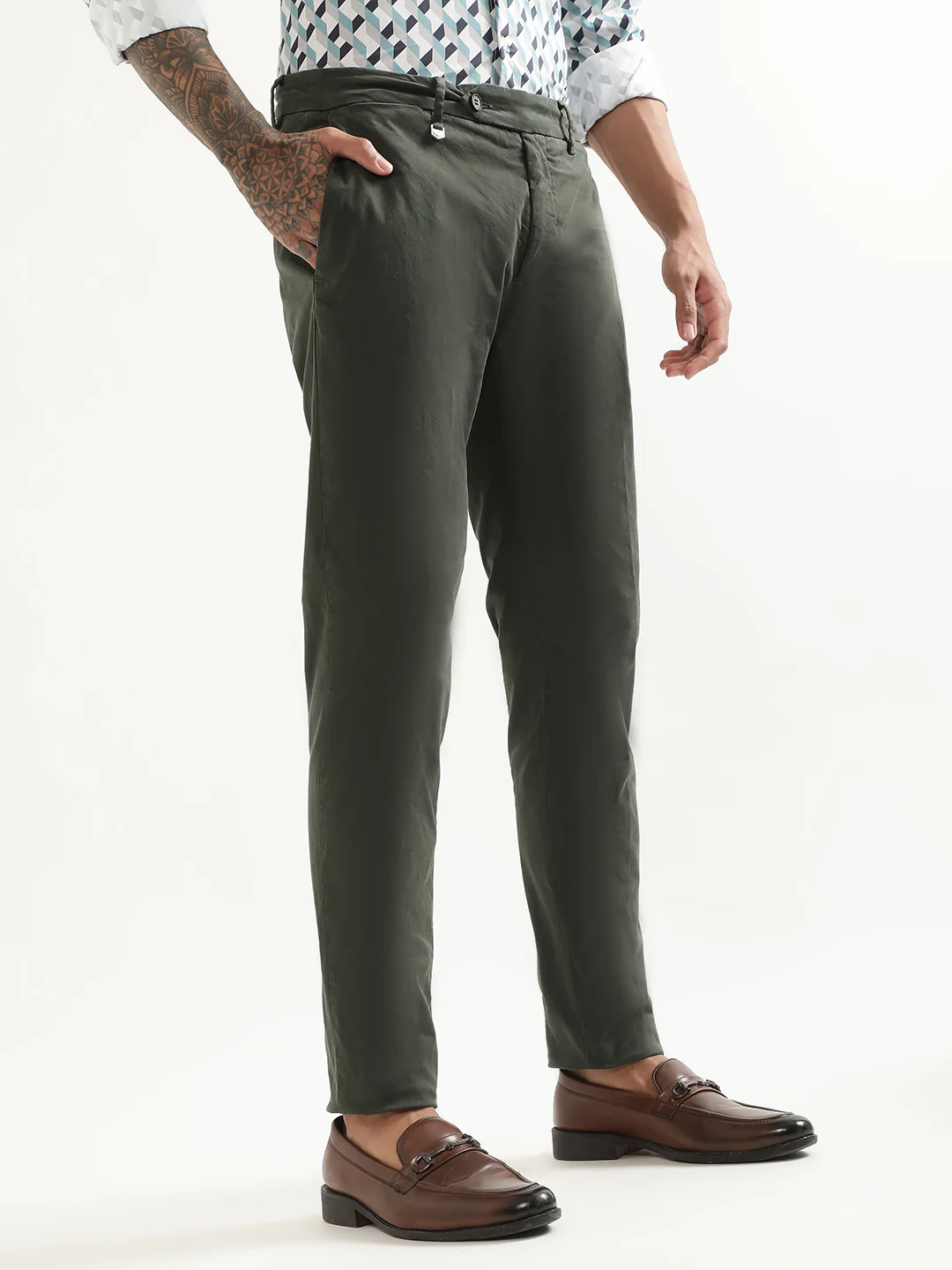 Antony Morato Men Cotton Mid-Rise Skinny Fit Chinos Trouser - Image 3
