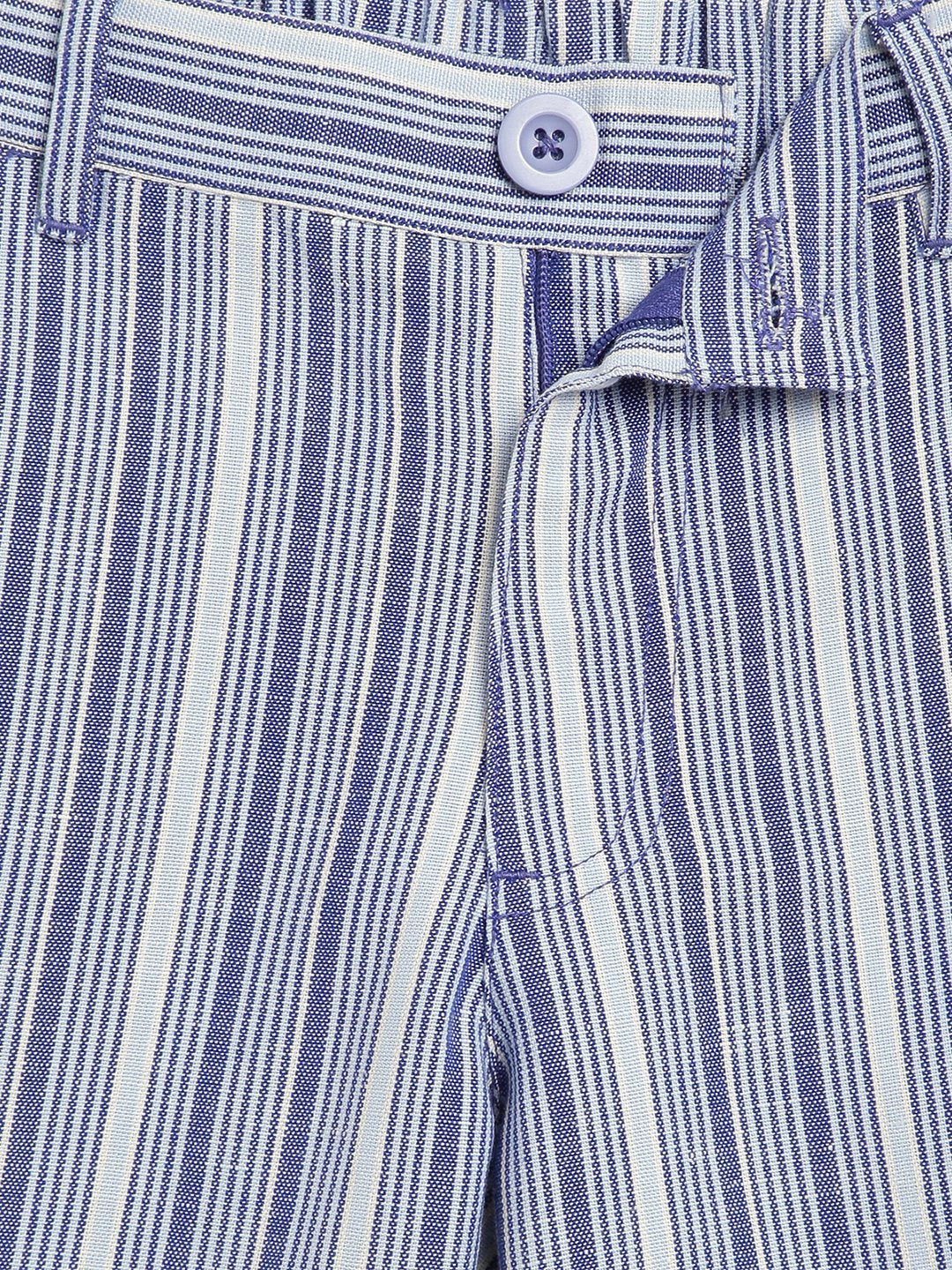 Blue Giraffe Boys Blue Solid Straight Fit Mid-Rise Shorts - Image 3