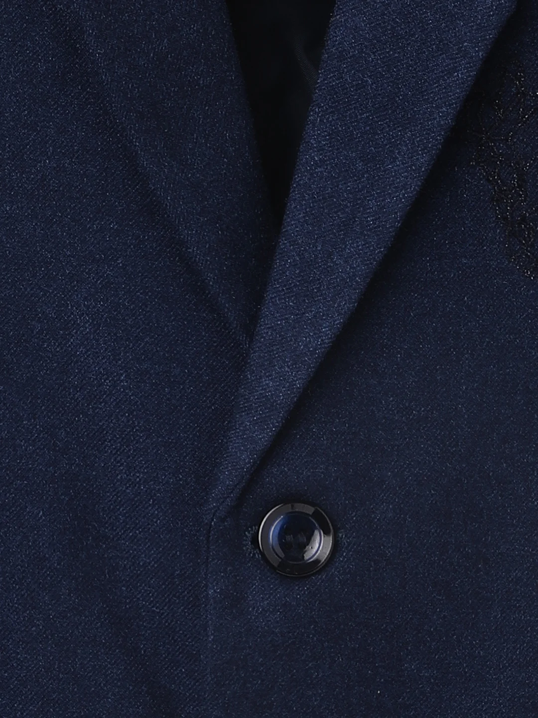 Blue Giraffe Boys Solid Full Sleeves Notched Lapel Blazer - Image 3
