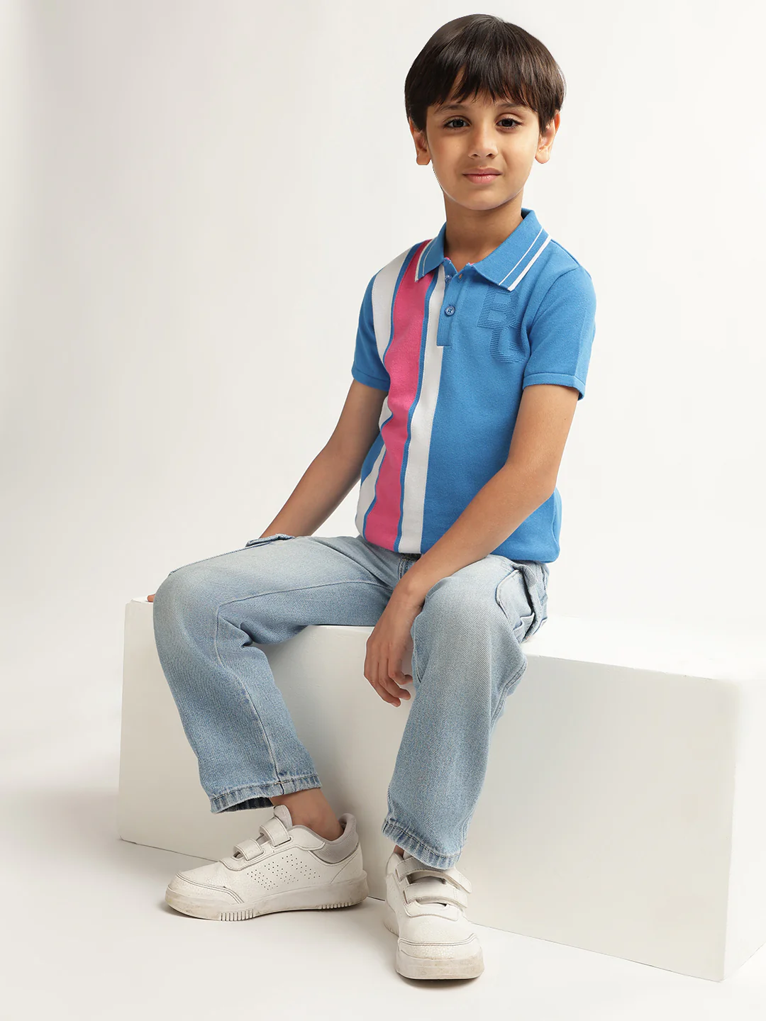 Blue Giraffe Boys Blue Colour blocked Polo Collar Short Sleeves Tshirt - Image 4