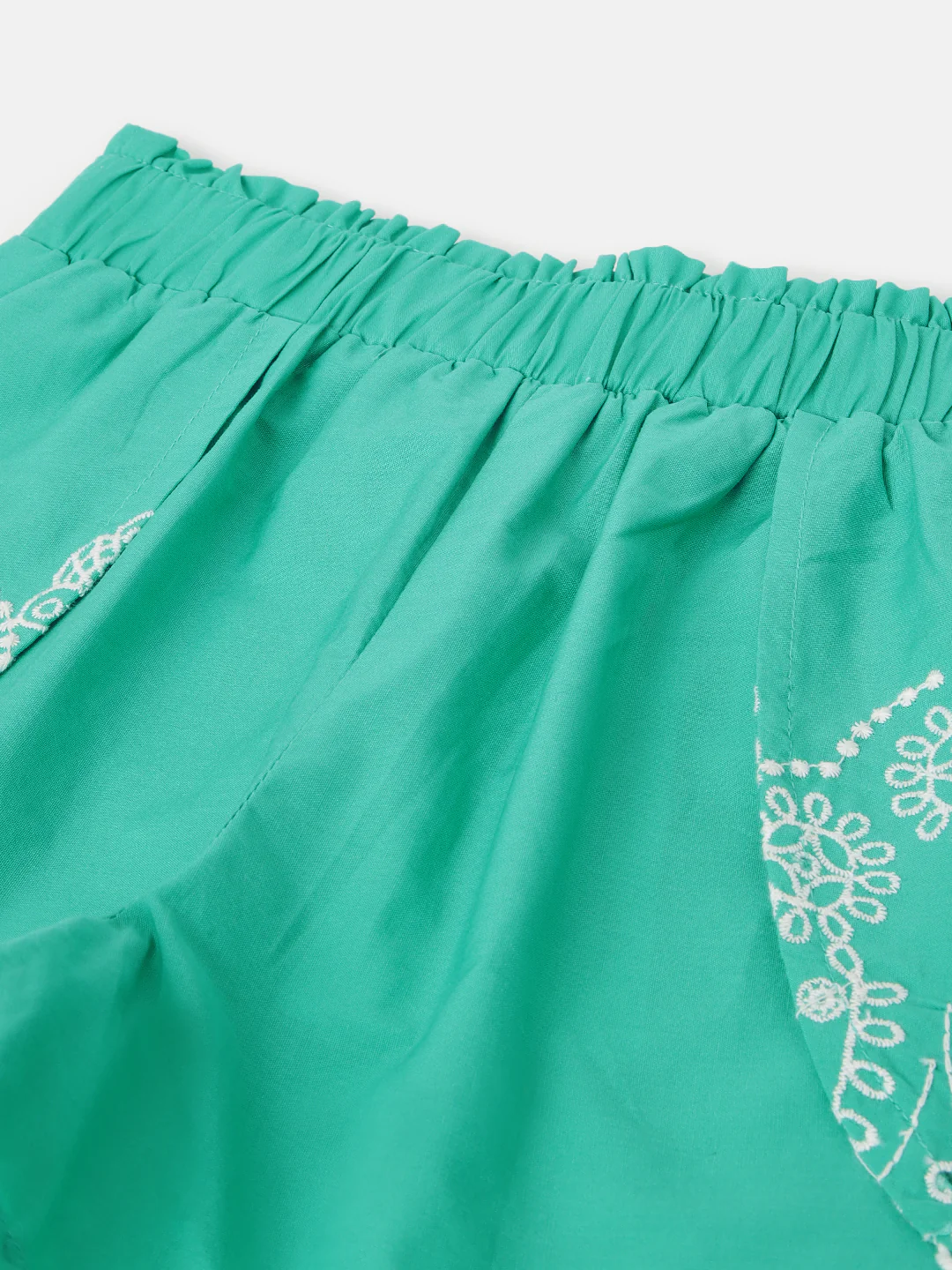 Blue Giraffe Girls Green Embroidered Flared Mid-Rise Shorts - Image 3