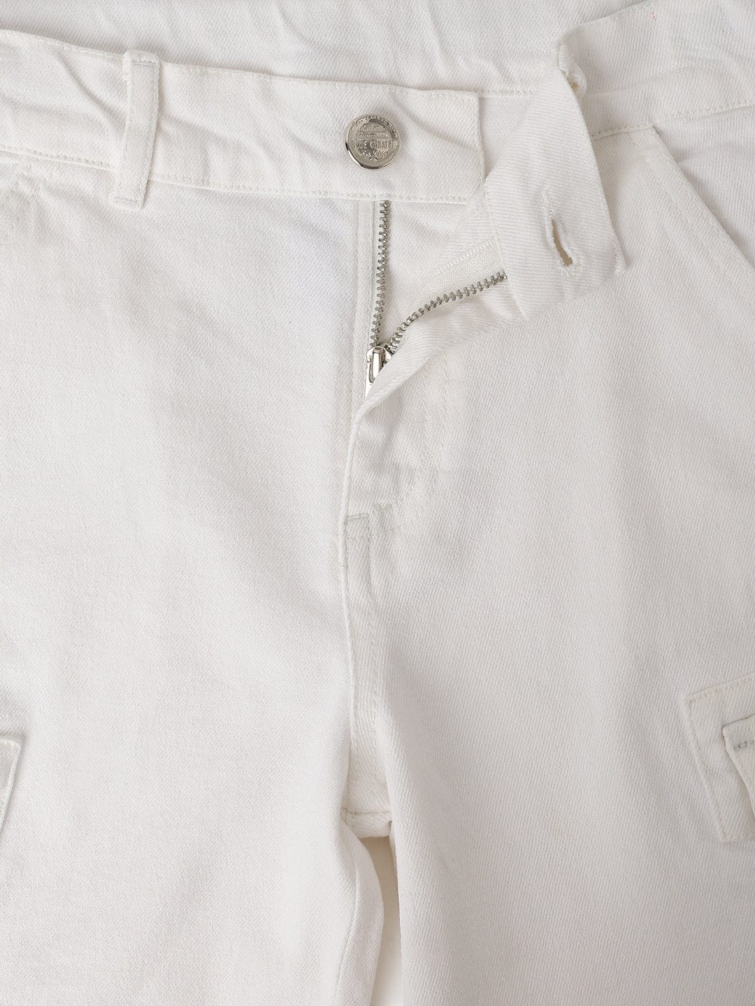 Blue Giraffe Kids White Regular Fit Solid Shorts - Image 3