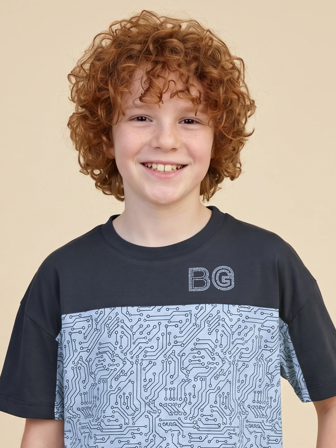 Blue Giraffe Boys White Printed Boxy Fit Pure Cotton T-Shirt - Image 5