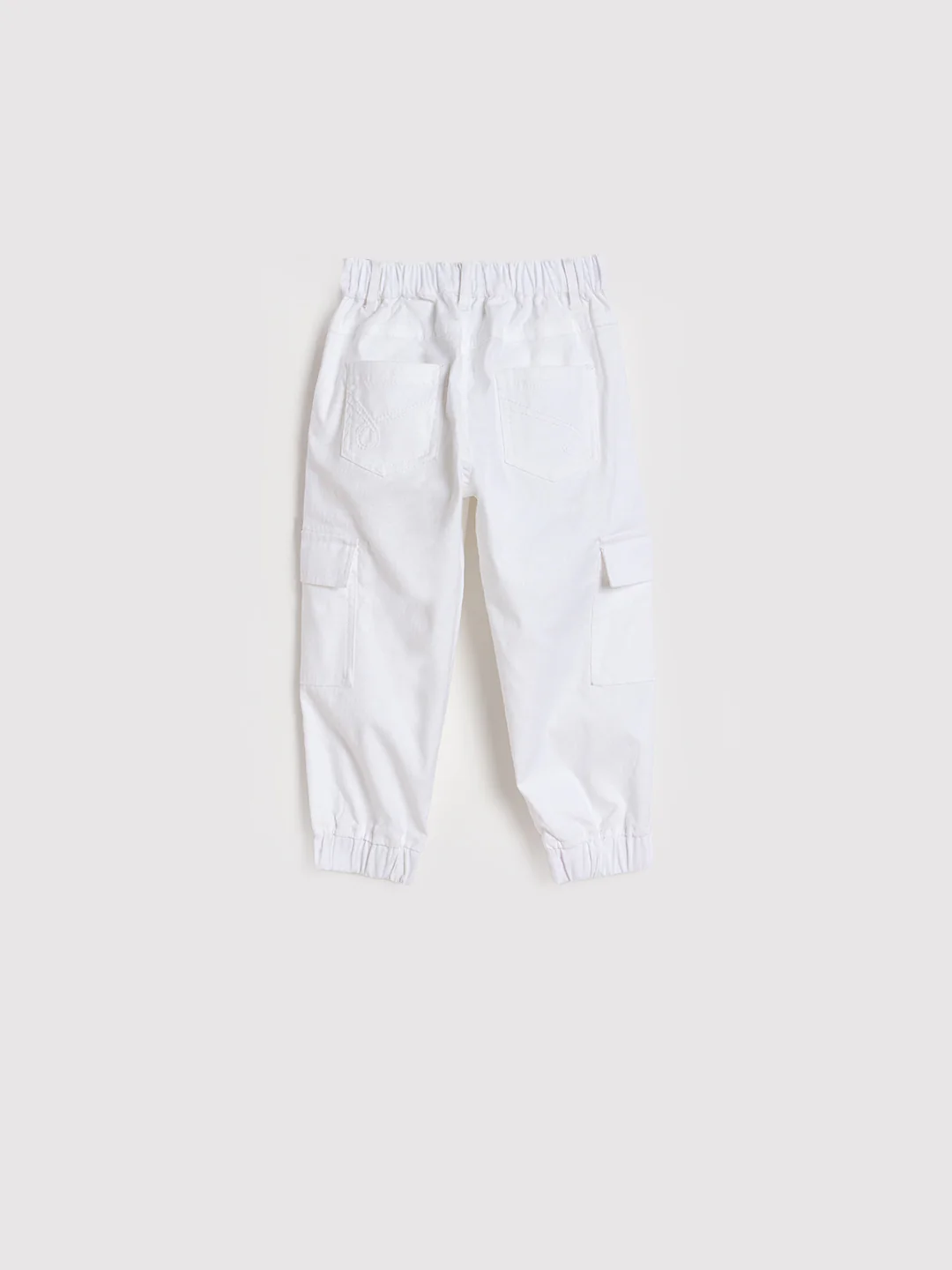 Blue Giraffe Boys White Solid Regular Fit Jogger - Image 3
