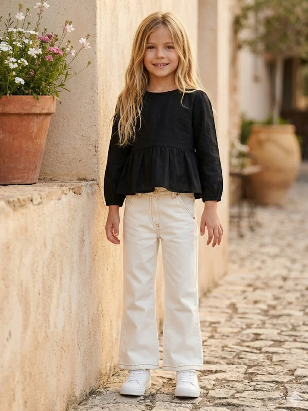 Blue Giraffe White Solid Stretchable Wide Leg Jeans