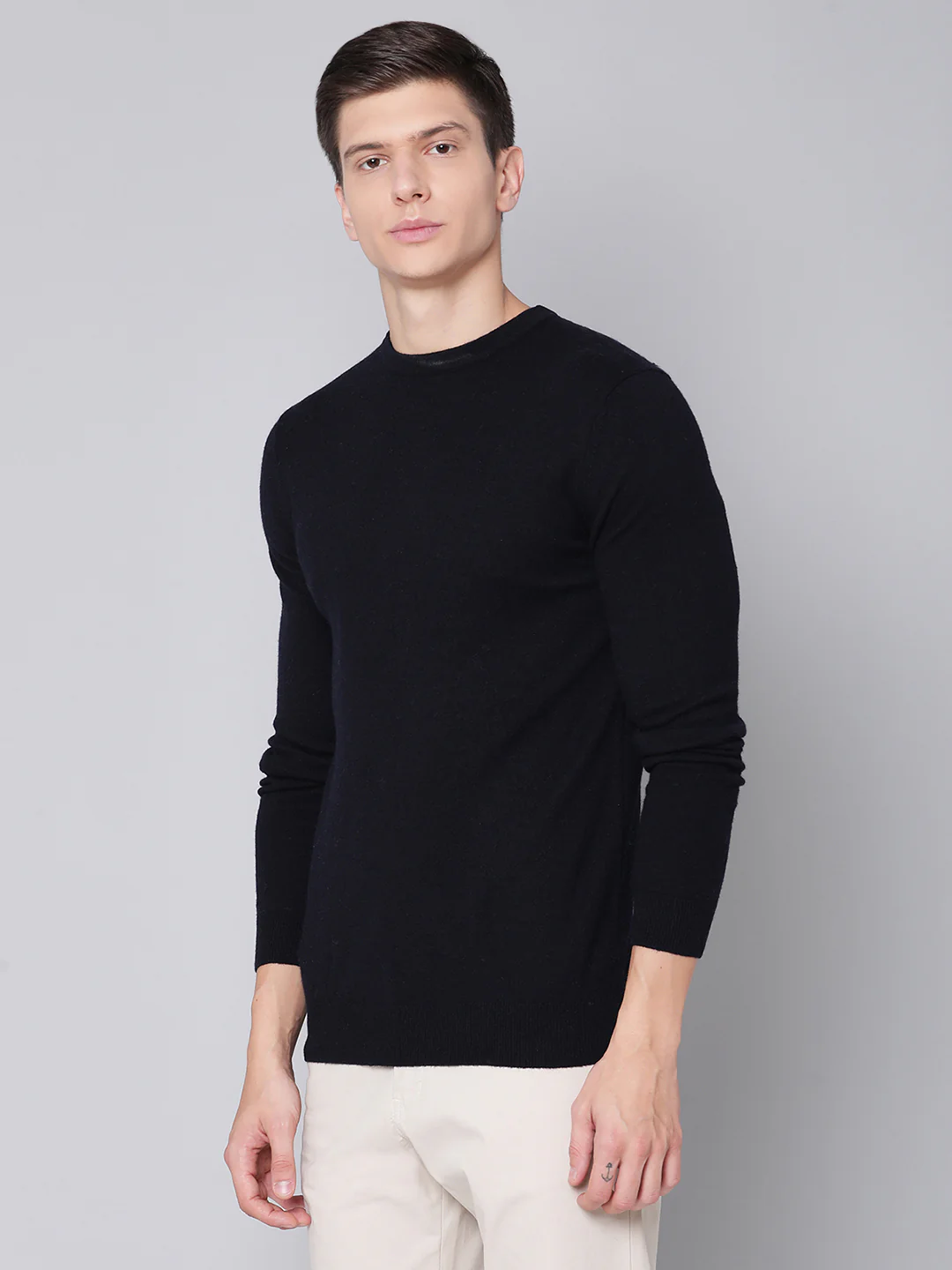 Bruun & Stengade Men Navy Solid Round Neck Sweater