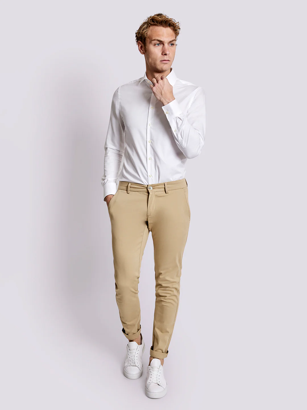 Bruun & Stengade Men Beige Solid Slim Fit Trouser - Image 2