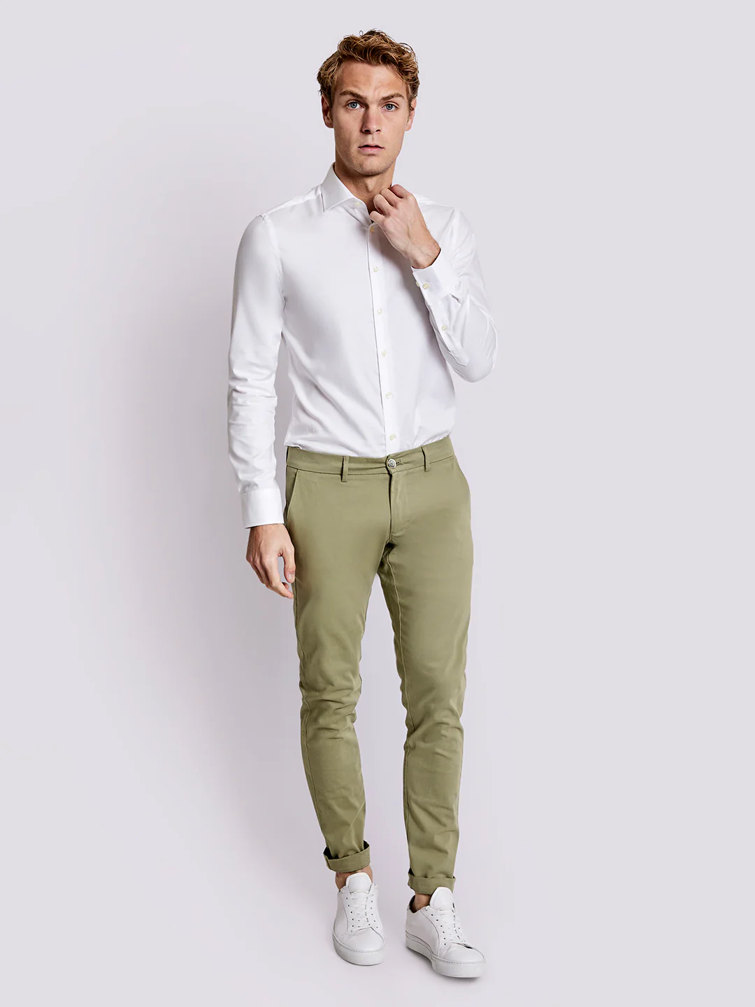 Bruun & Stengade Men Green Solid Slim Fit Trouser - Image 2