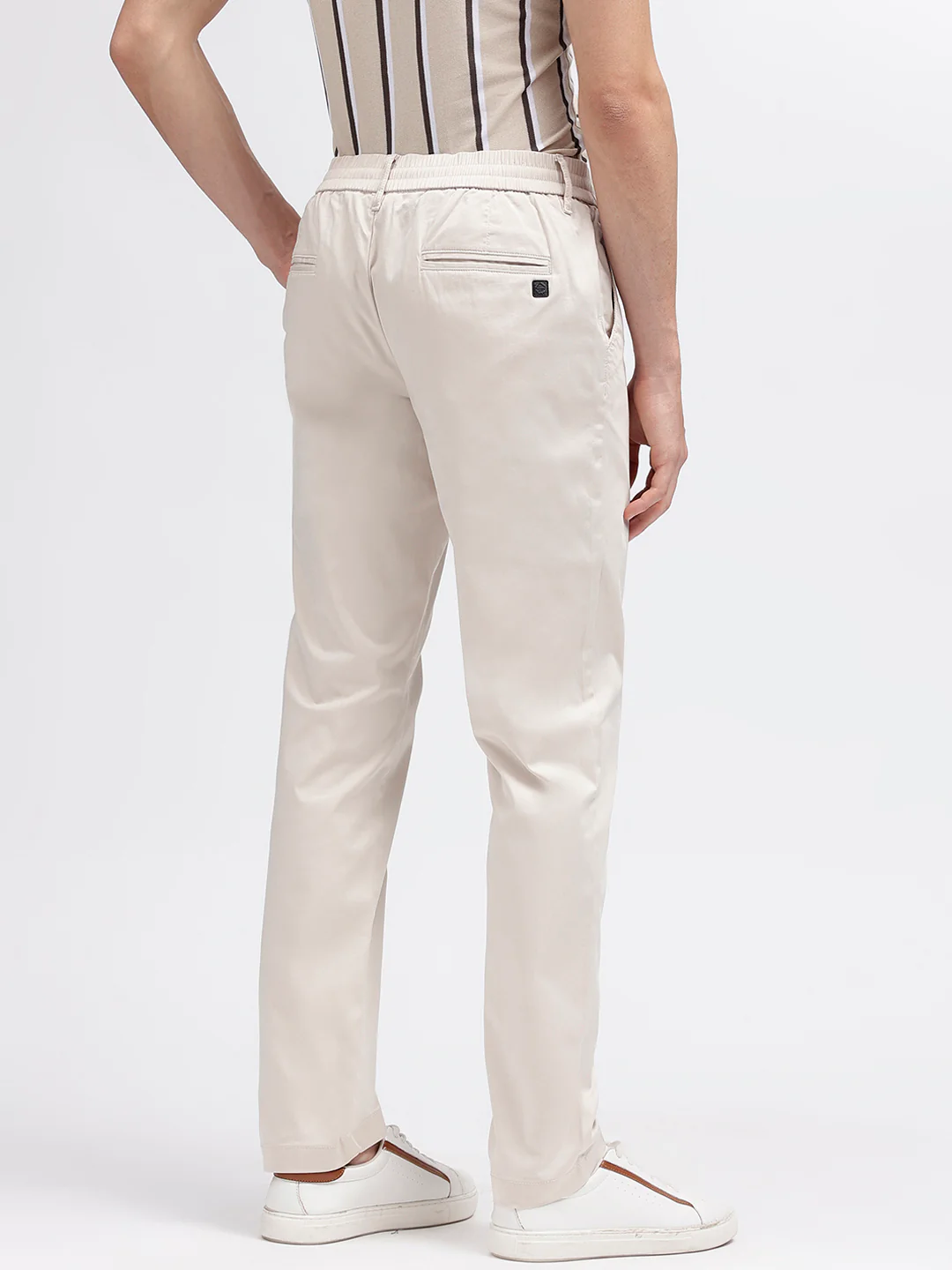 Bruun & Stengade Men White Solid Regular Fit Trouser - Image 3