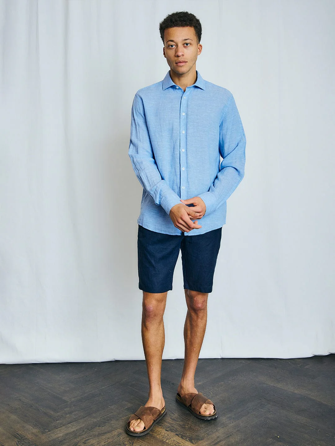 Bruun & Stengade Men Navy Regular Fit Solid Shorts - Image 2