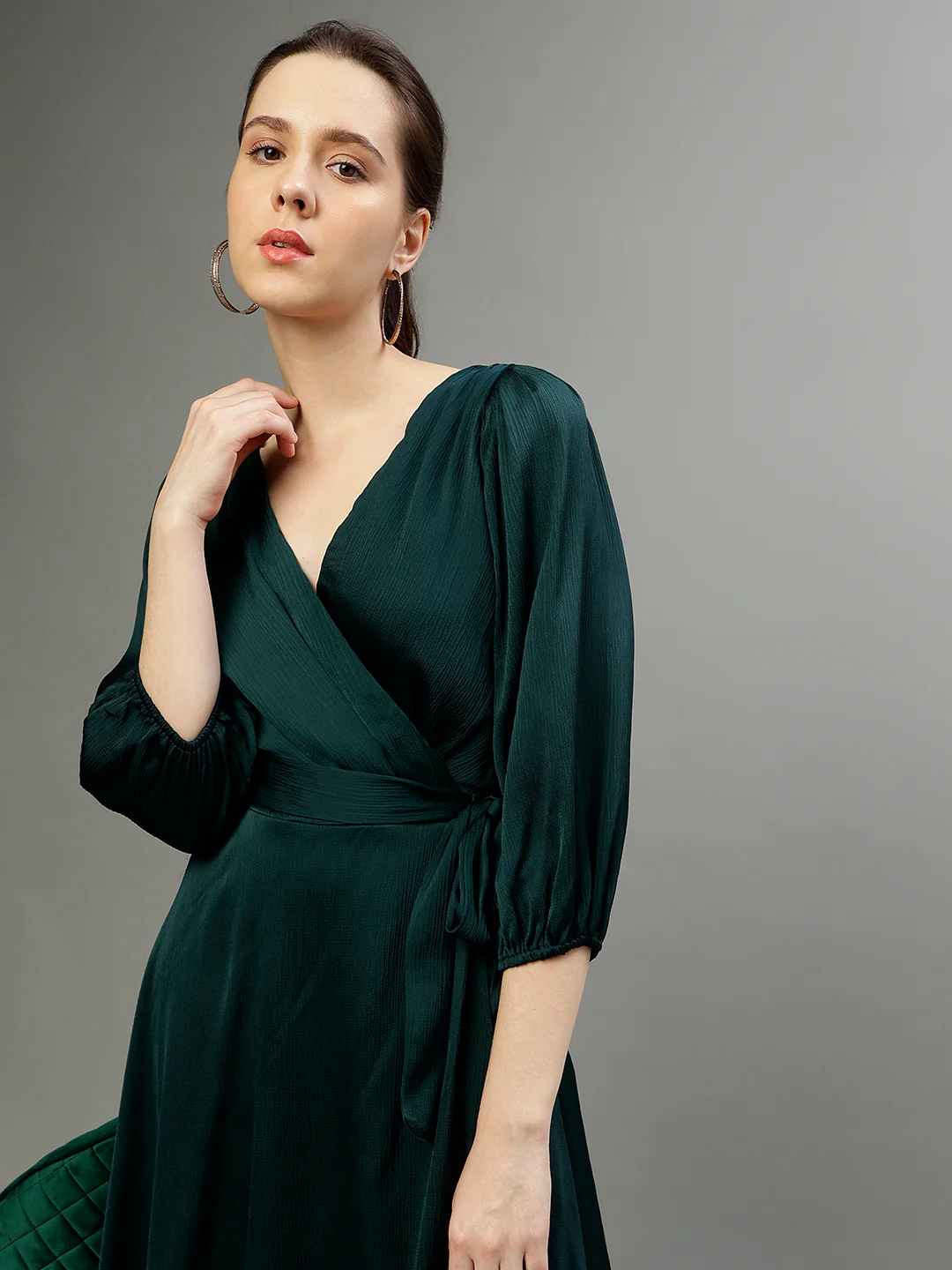 Dkny Women Solid V-Neck 3/4th Sleeves Dress - Image 2