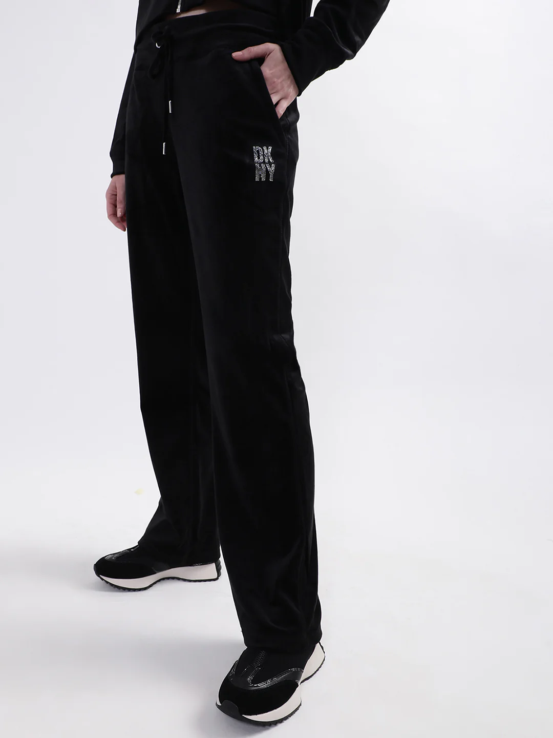 DKNY Women Black Solid Regular Fit Sweatpant - Image 3