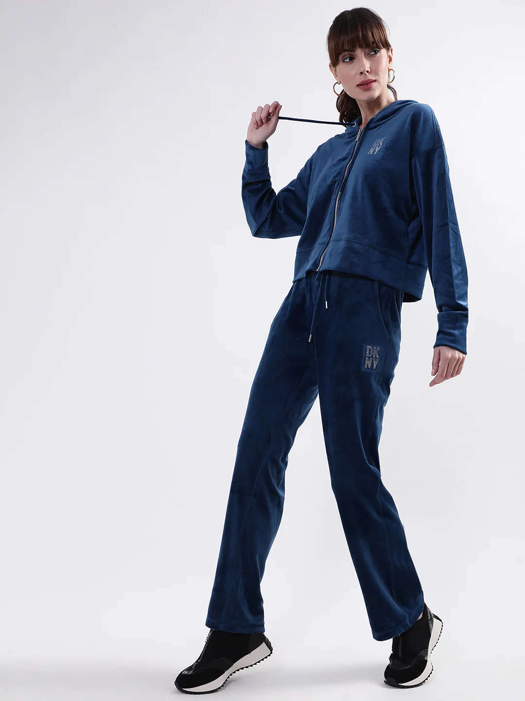 DKNY Women Blue Sweatpant - Image 4