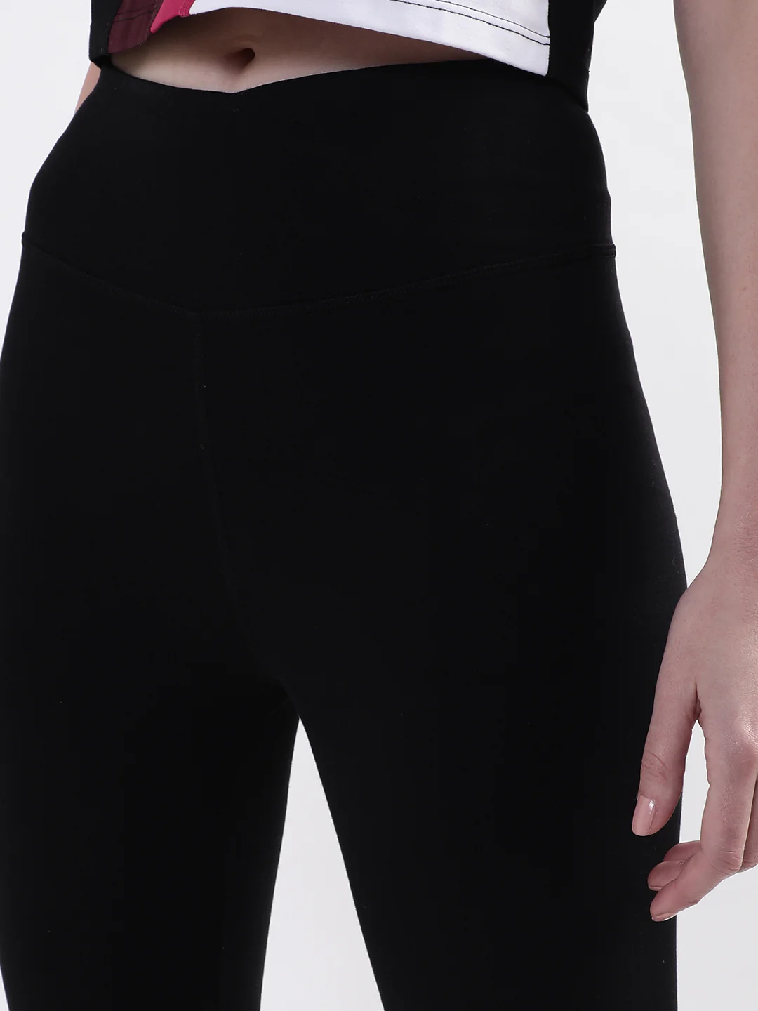 DKNY Women Black Solid Regular Fit Leggings - Image 5