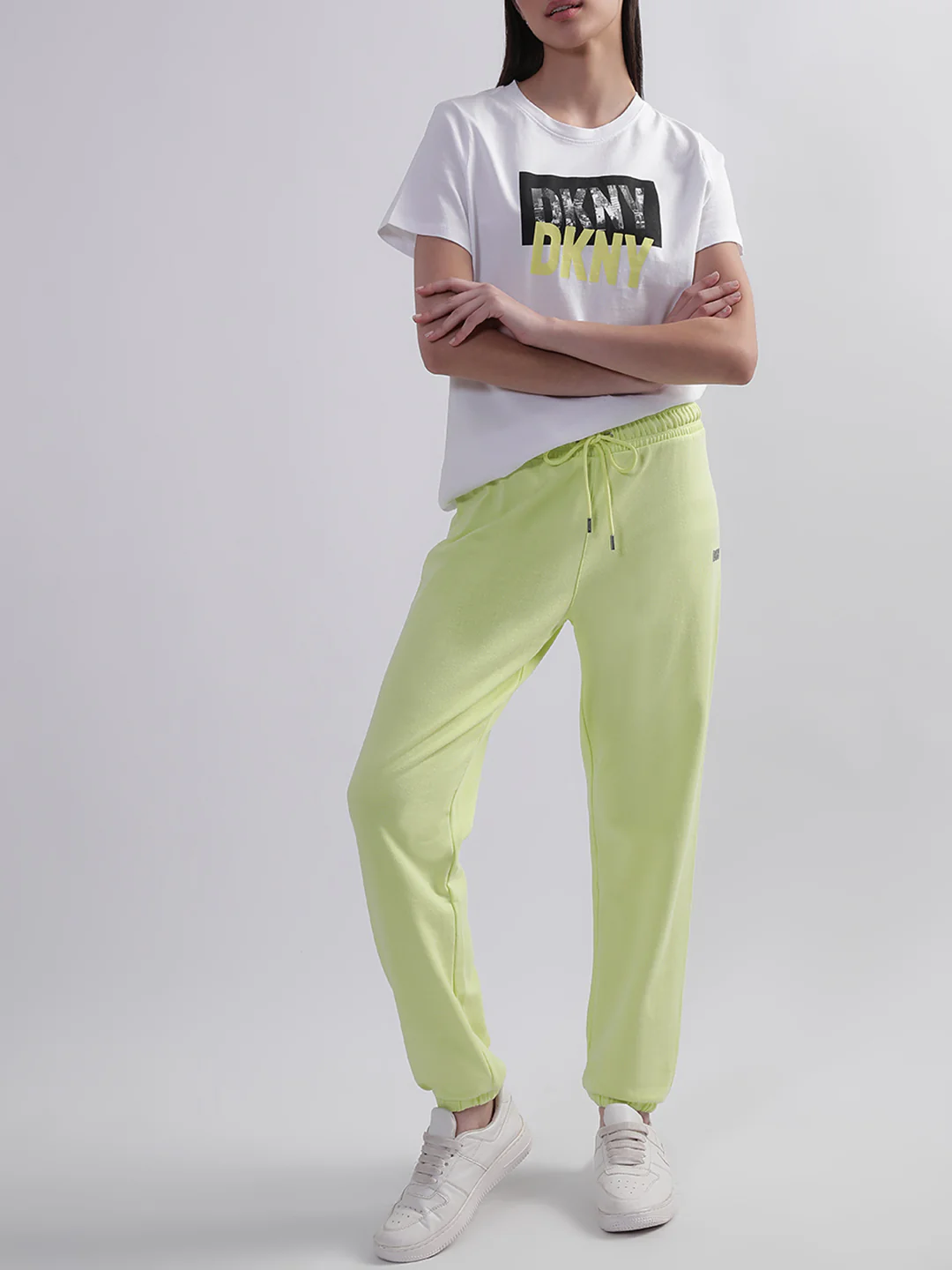 Dkny White Logo Regular Fit Tshirt - Image 4