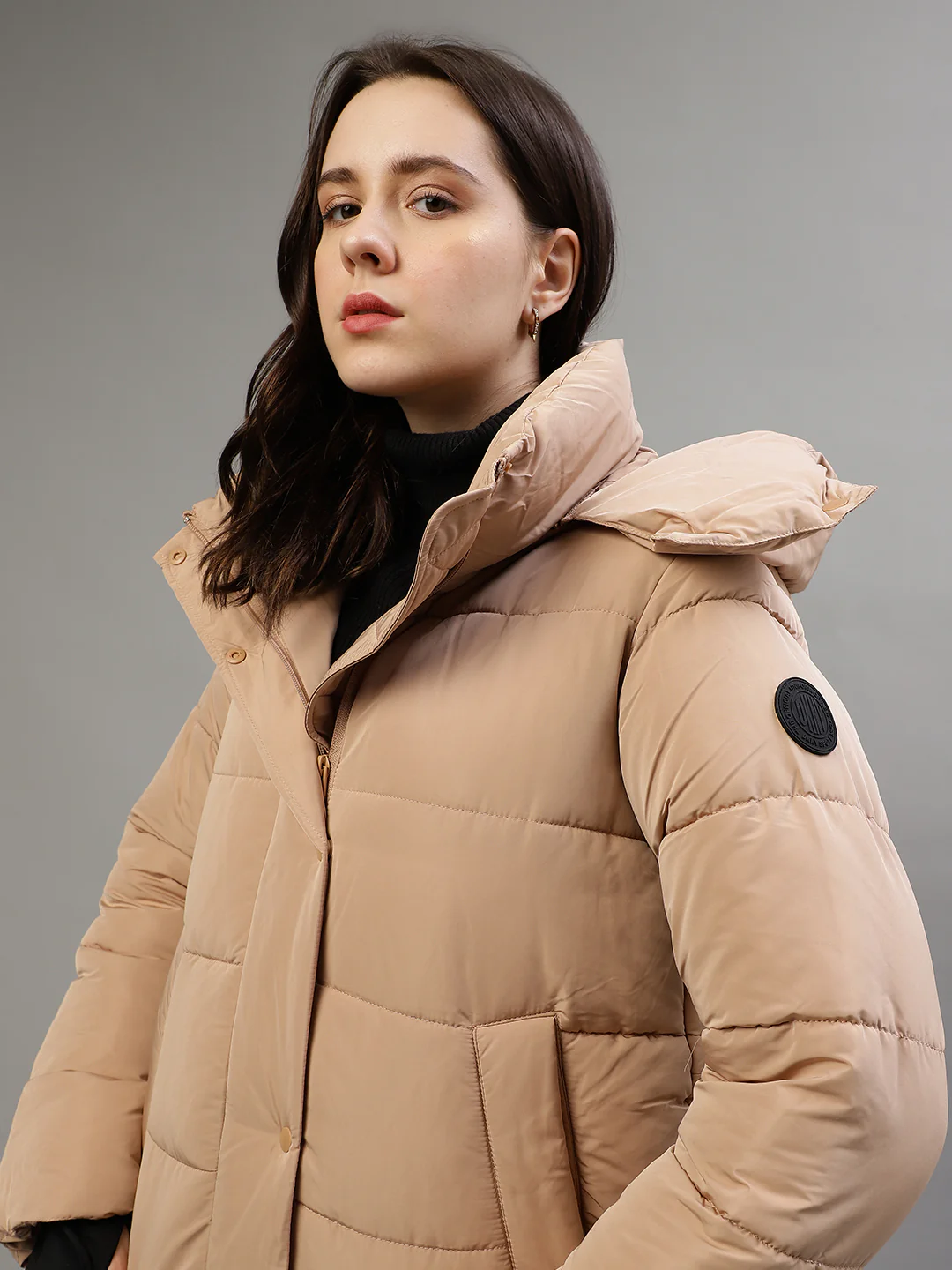 Dkny Women Solid Hooded Full Sleeves Puffer Jacket - Image 5