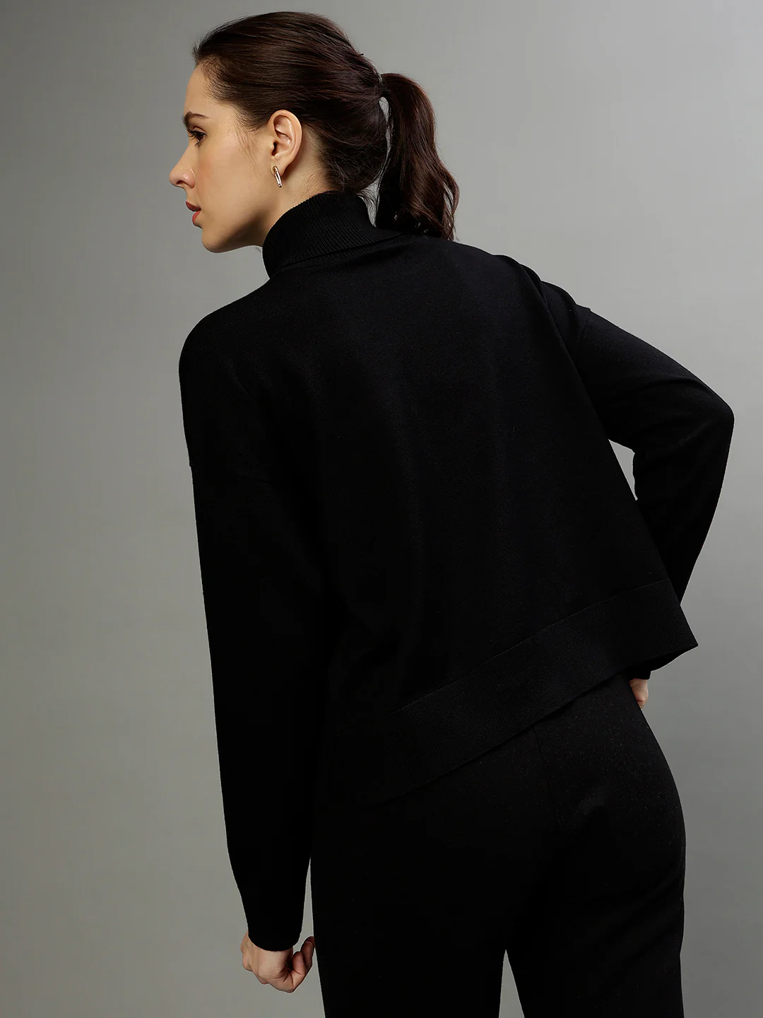 Dkny Women Sequins High Neck Full Sleeves Sweater - Image 4