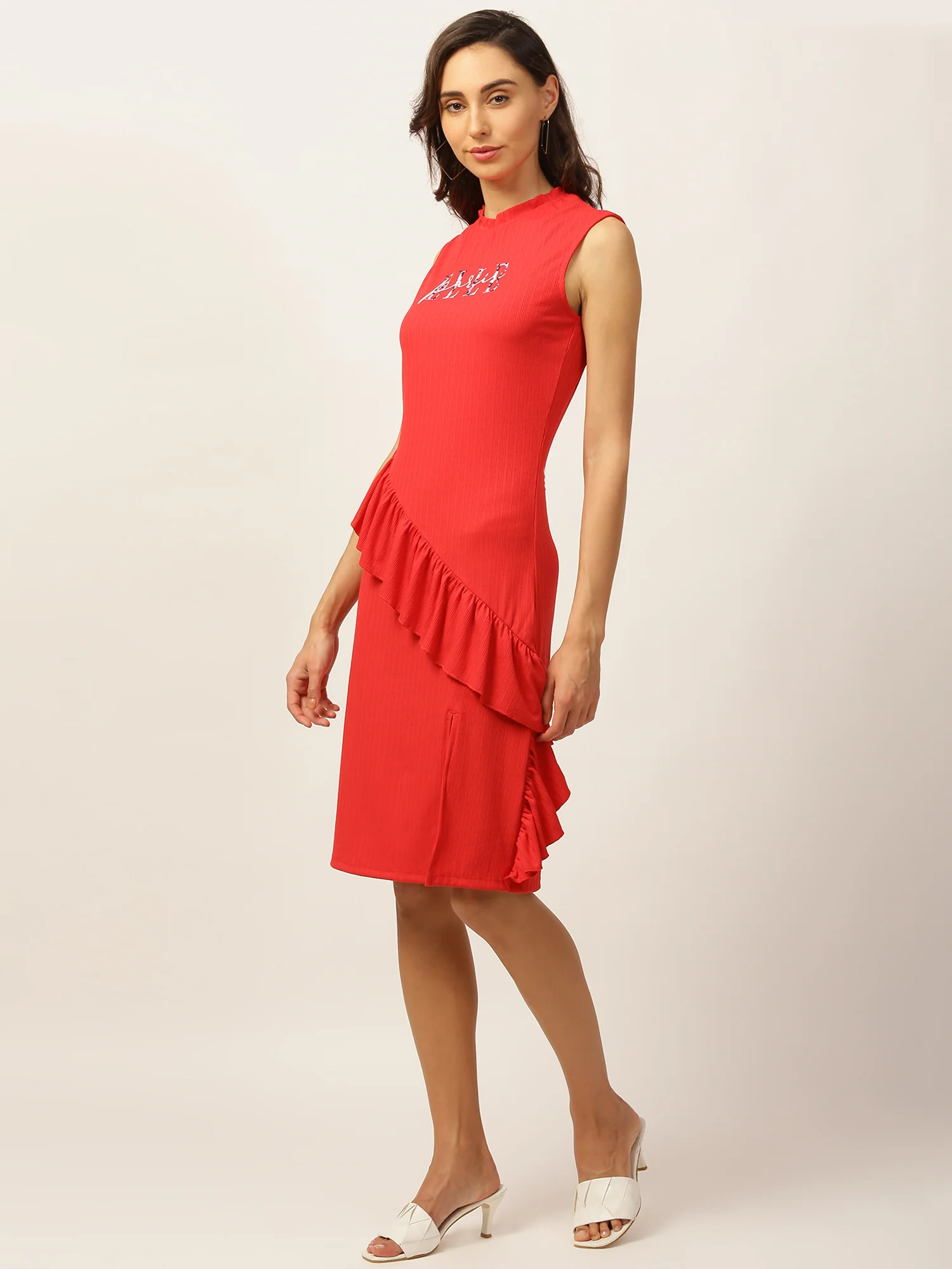 Elle Women Red Solid Round Neck Dress - Image 3