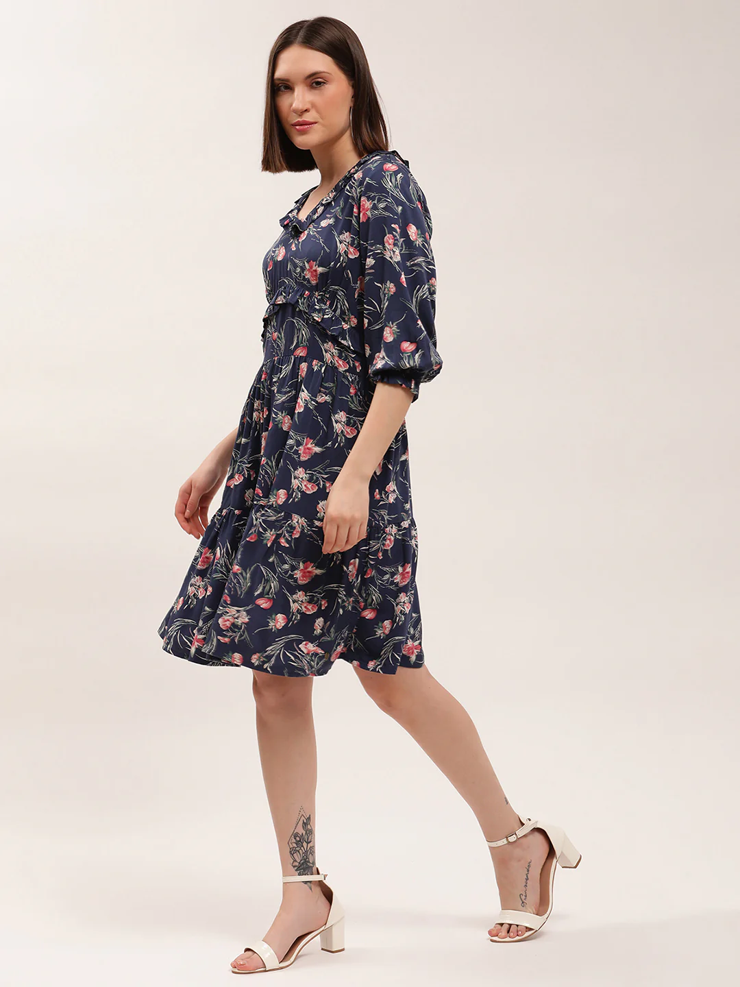 Elle Women Navy Blue Printed V Neck Dress - Image 3