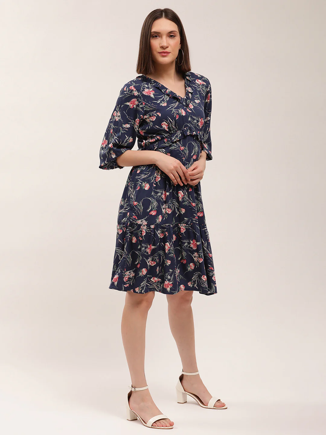 Elle Women Navy Blue Printed V Neck Dress - Image 4