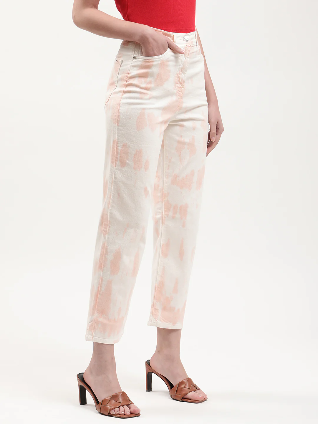 Elle Women Peach Dyed Straight Fit Jeans - Image 4