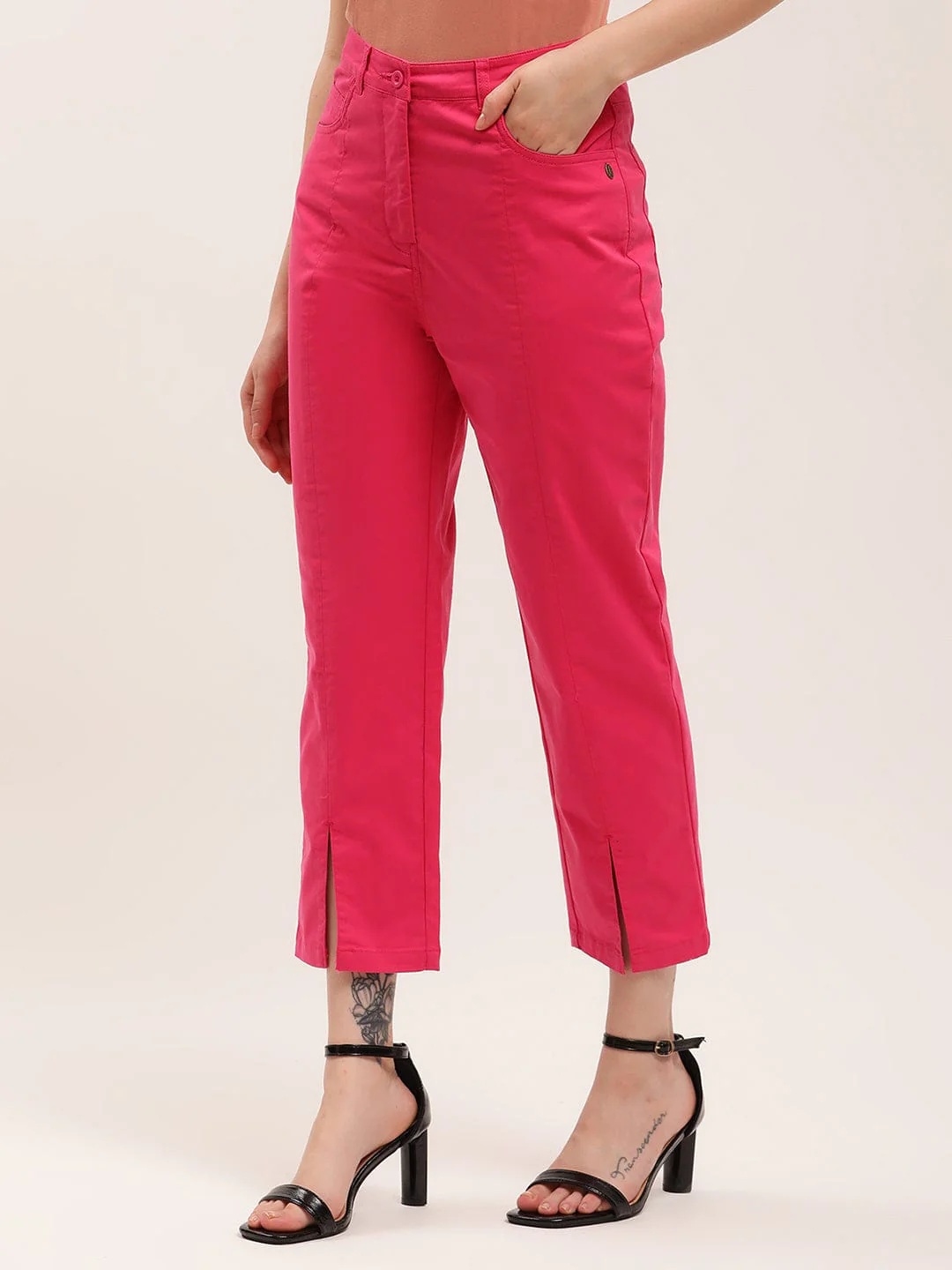 Elle Women Pink Fitted Fit Trouser - Image 4