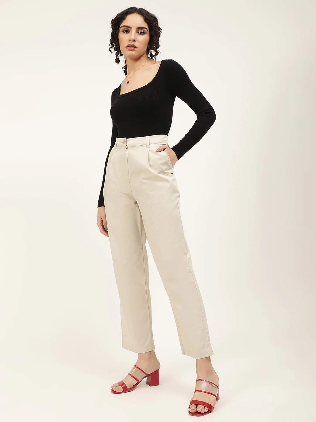 Elle Women Beige Solid Regular Fit Trouser - Image 5