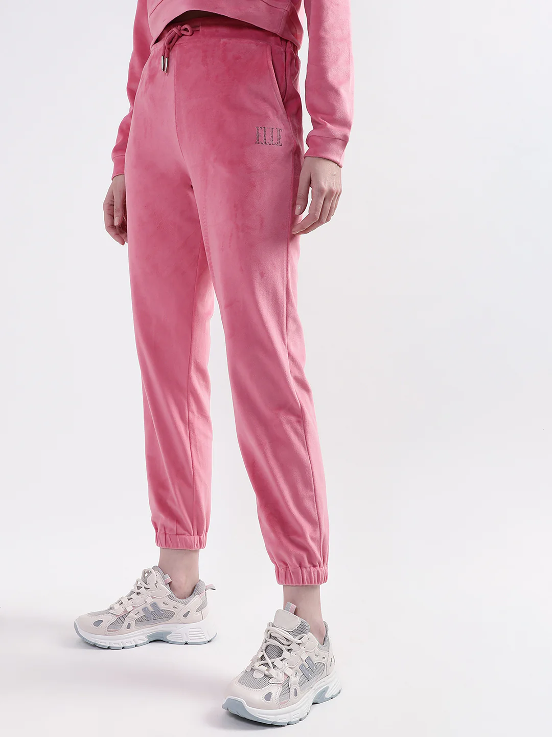 Elle Women Pink Solid Regular Fit Sweatpant - Image 3