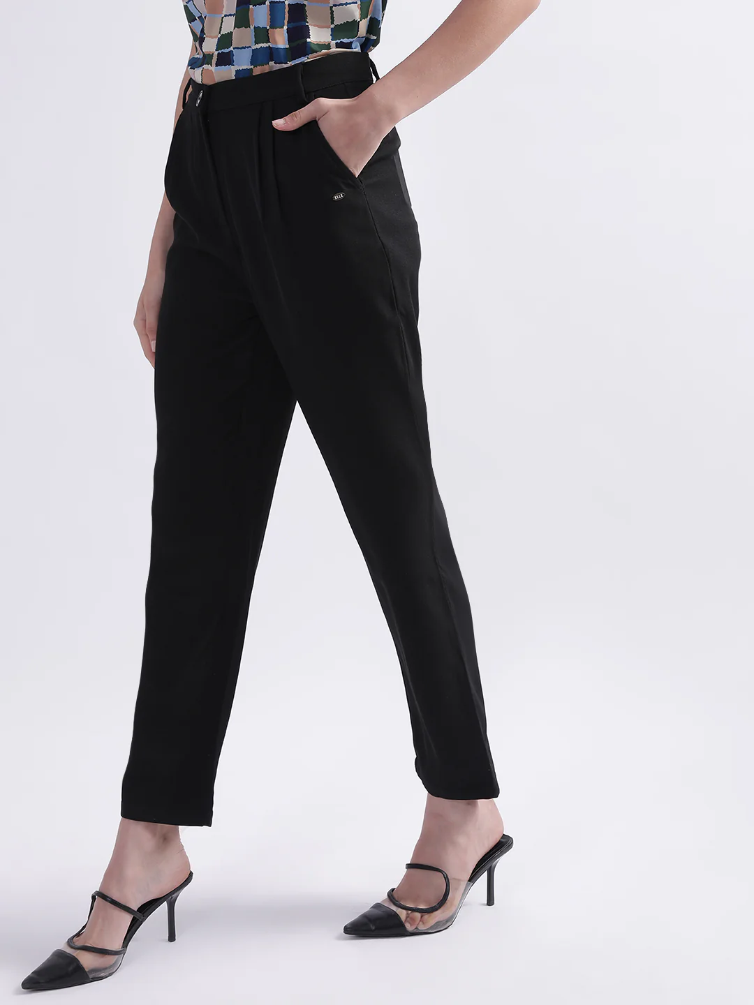 Elle Women Black Solid Regular Fit Trouser - Image 2