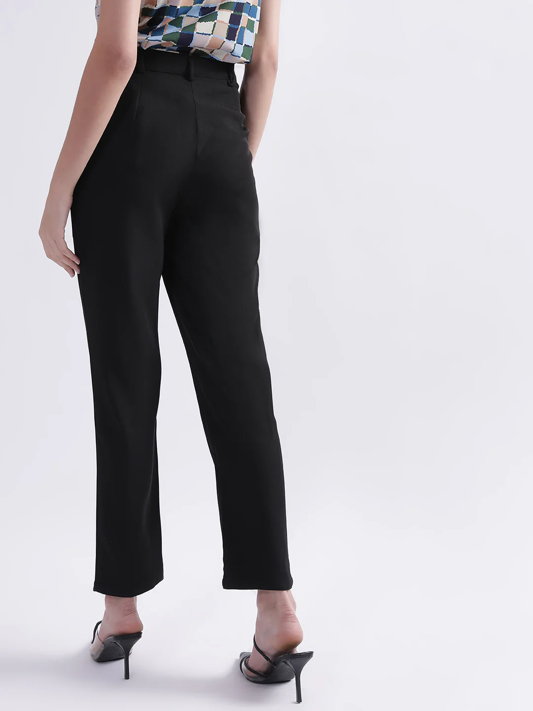 Elle Women Black Solid Regular Fit Trouser - Image 5